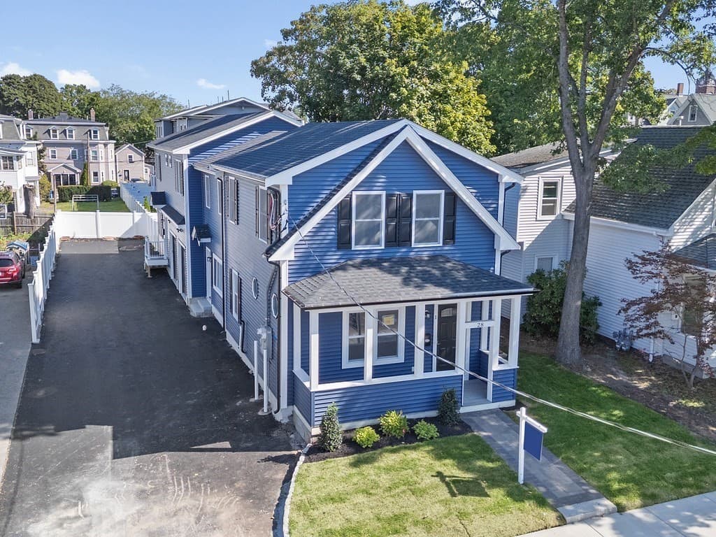 Condominium at 28 Ash Street # 2, Waltham MA 02453, Waltham, photo 38 of 42