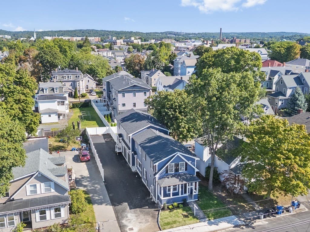 Condominium at 28 Ash Street # 2, Waltham MA 02453, Waltham, photo 39 of 42