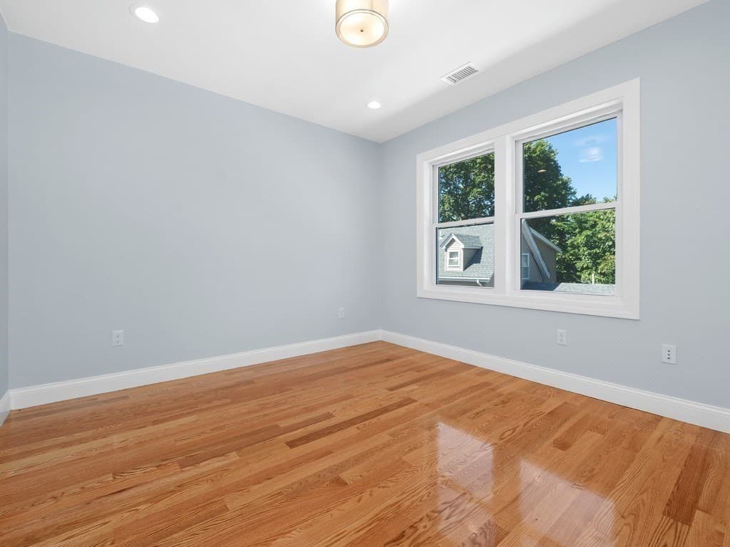 Condominium at 28 Ash Street # 2, Waltham MA 02453, Waltham, photo 21 of 42