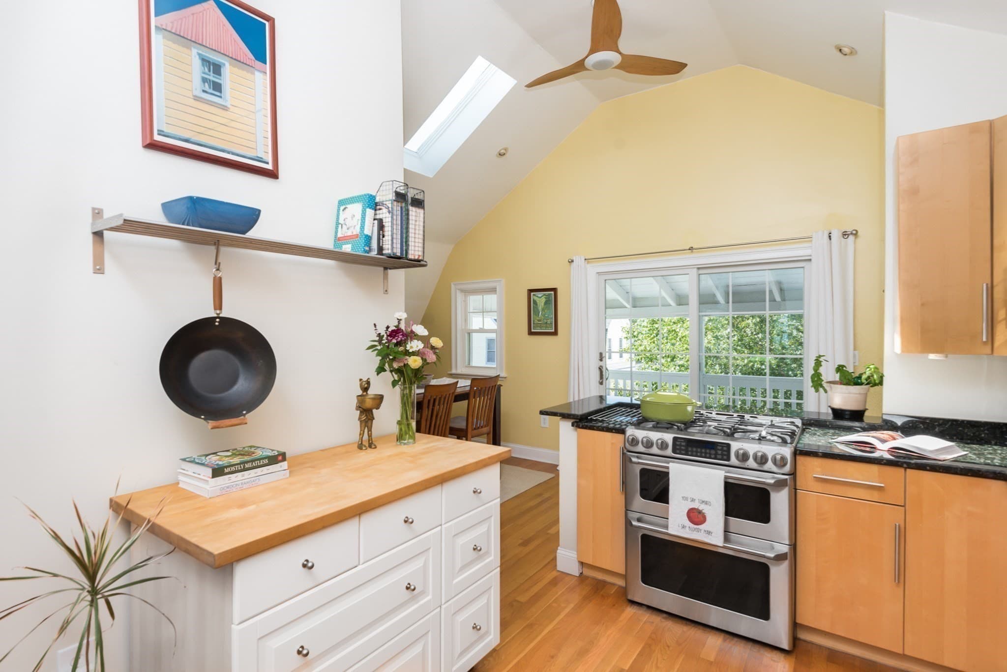 Condominium at 11 Varnum St # 3, Arlington MA 02474, Arlington, photo 3 of 37