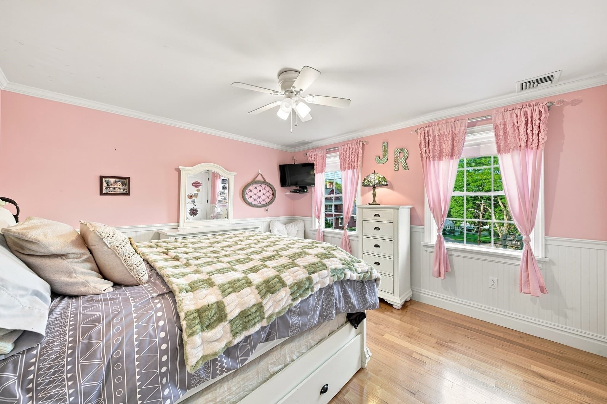 Single Family Residence at 5 Dell Ave, Wakefield MA 01880, photo 32 of 42
