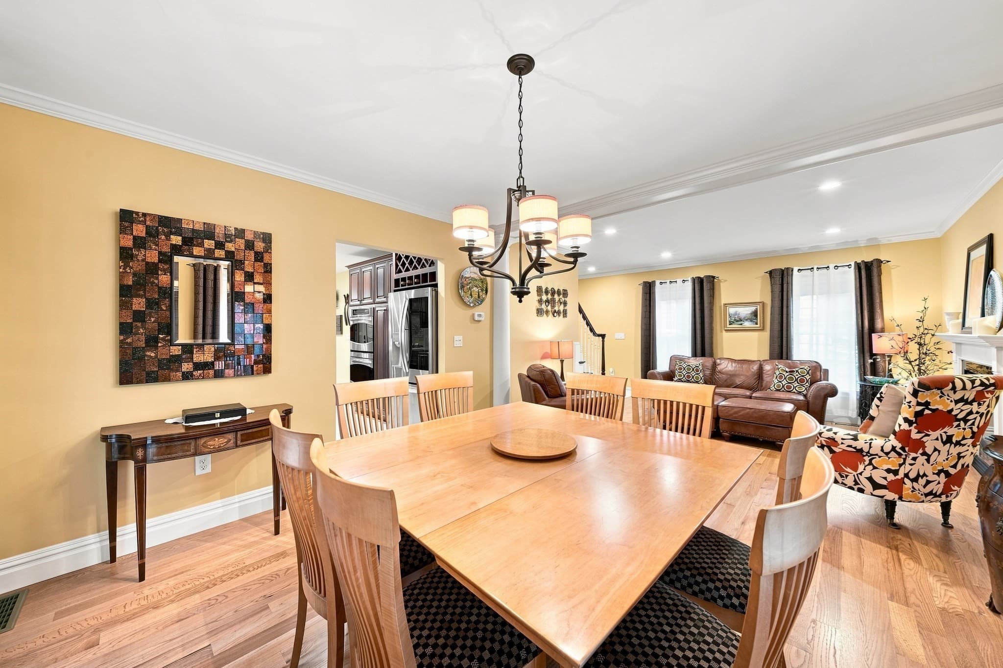 Single Family Residence at 5 Dell Ave, Wakefield MA 01880, photo 11 of 42