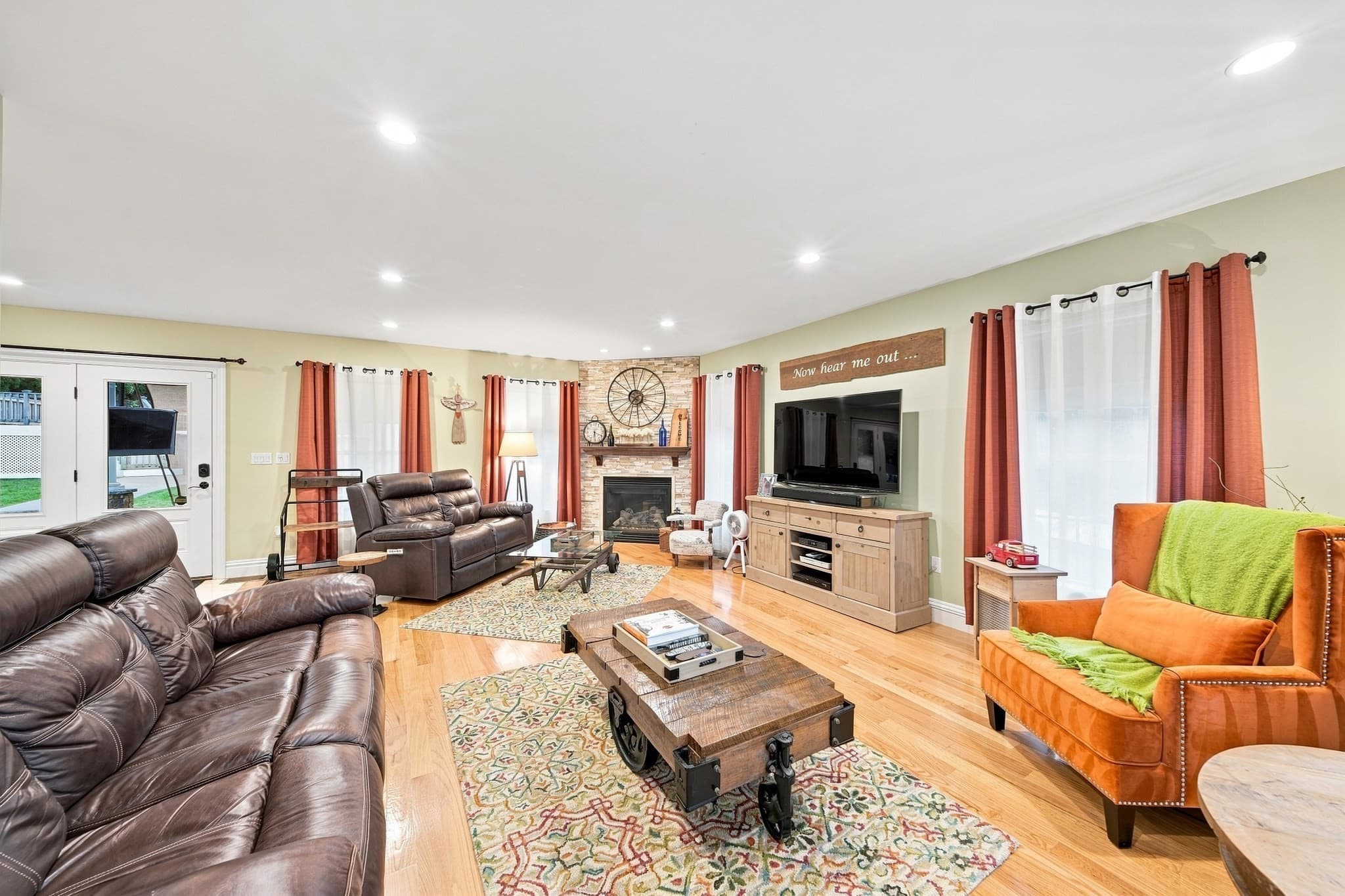 Single Family Residence at 5 Dell Ave, Wakefield MA 01880, photo 19 of 42