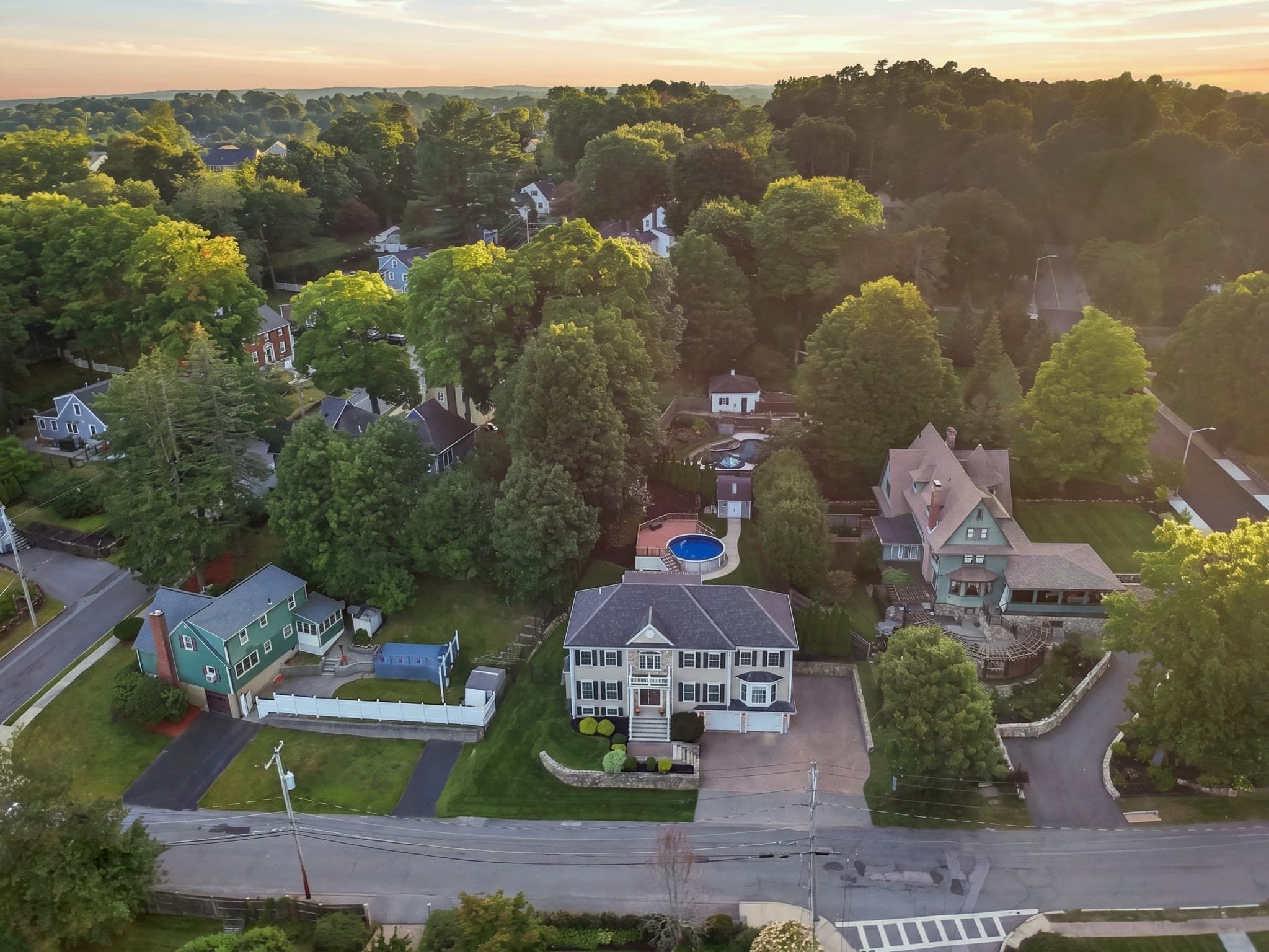 Single Family Residence at 5 Dell Ave, Wakefield MA 01880, photo 4 of 42