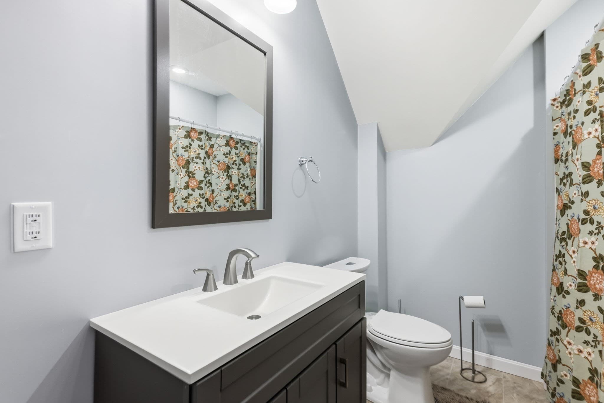 Single Family Residence at 13 Cosgrove Street, Lowell MA 01852, Lowell, photo 29 of 42