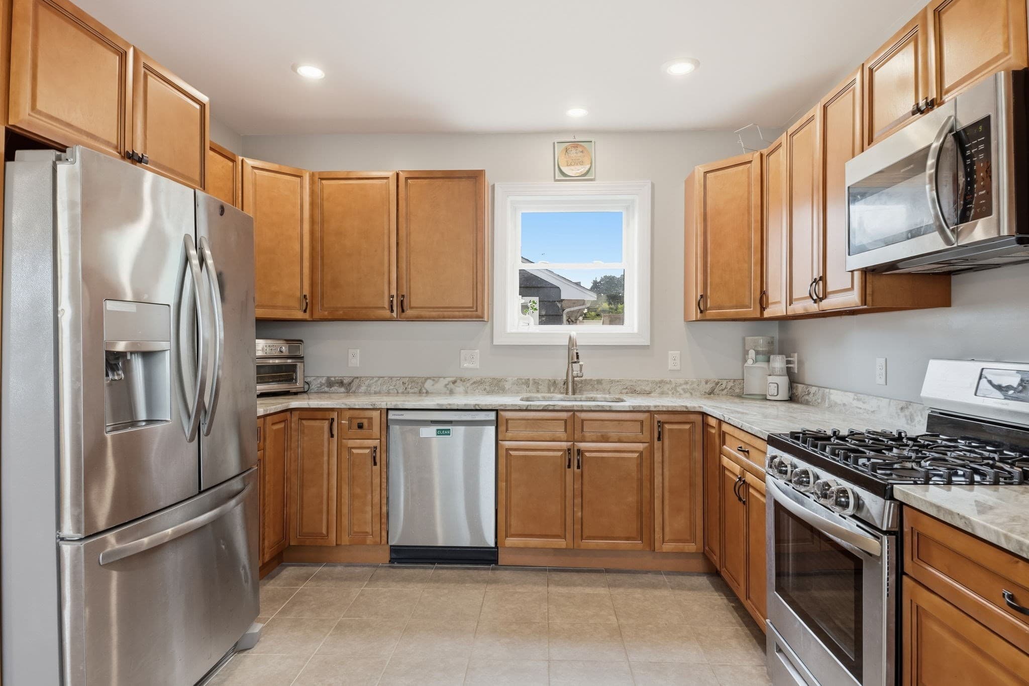 Single Family Residence at 13 Cosgrove Street, Lowell MA 01852, Lowell, photo 4 of 42