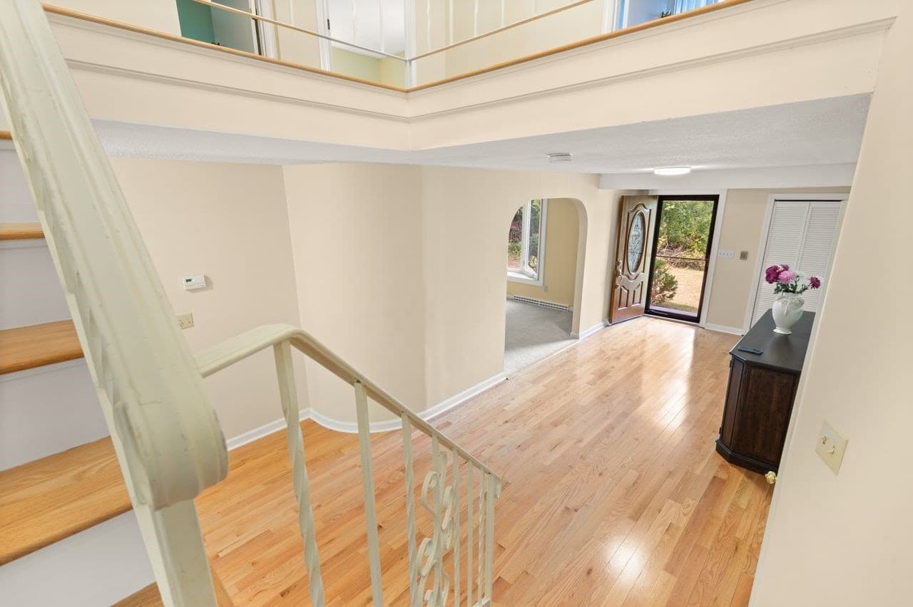 Single Family Residence at 14 Fox Hollow Ln, Sharon MA 02067, Sharon, photo 6 of 41