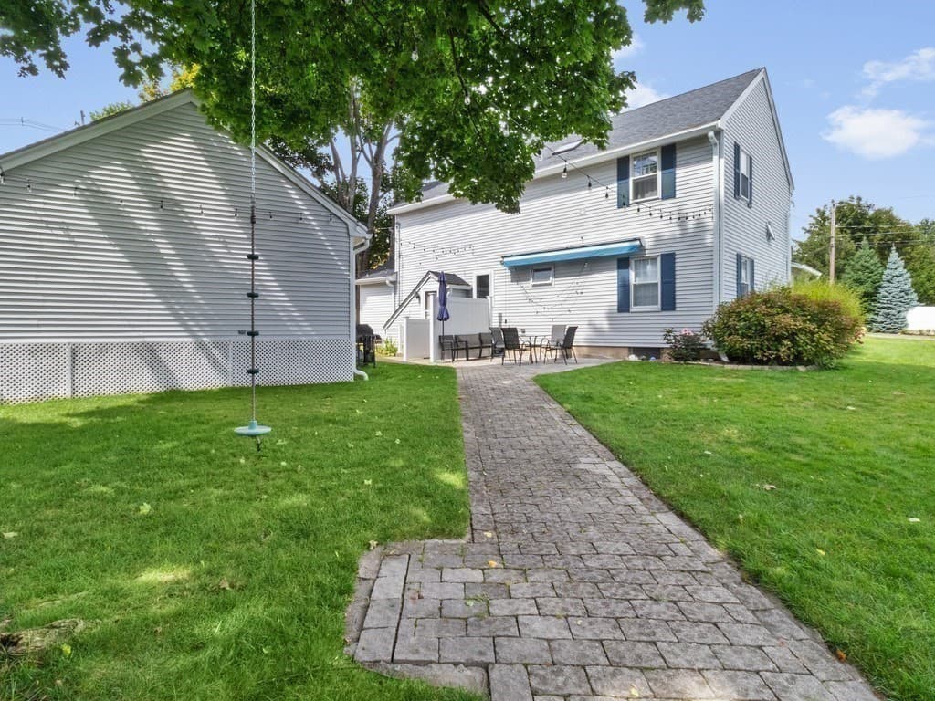 Single Family Residence at 22 Abbott Road, Waltham MA 02452, Waltham, photo 22 of 29
