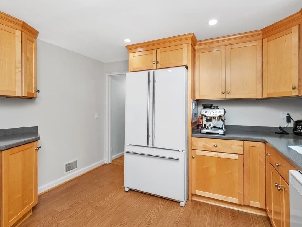 Single Family Residence at 22 Abbott Road, Waltham MA 02452, Waltham, photo 9 of 29