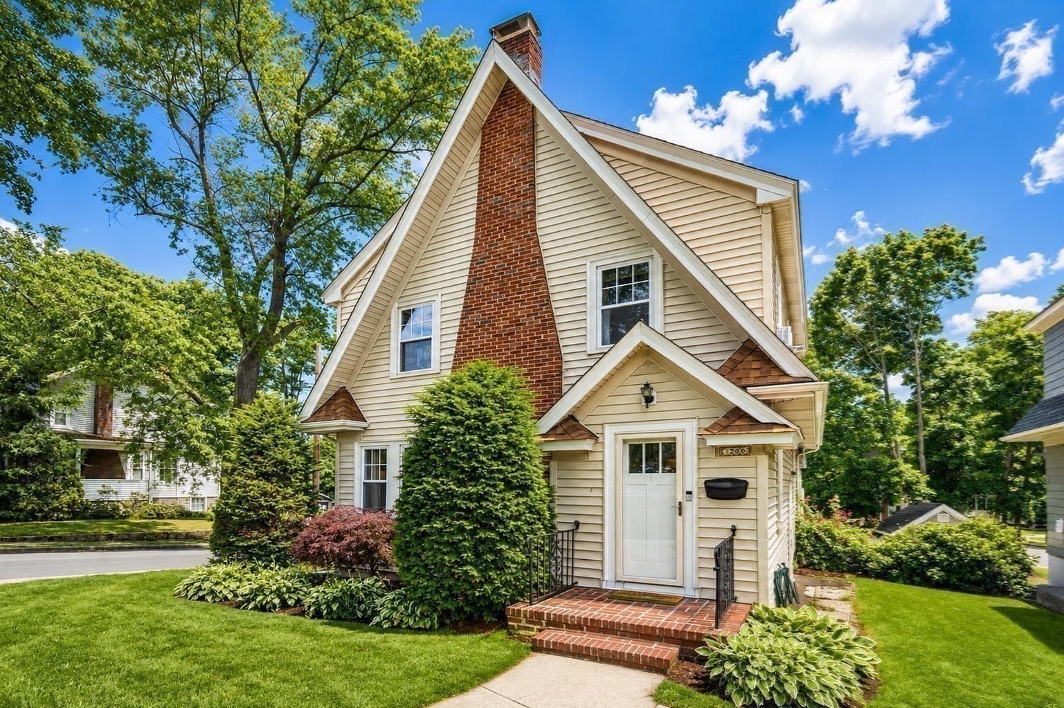 Single Family Residence at 1200 Brook Road, Milton MA 02186, Milton, photo 25 of 29
