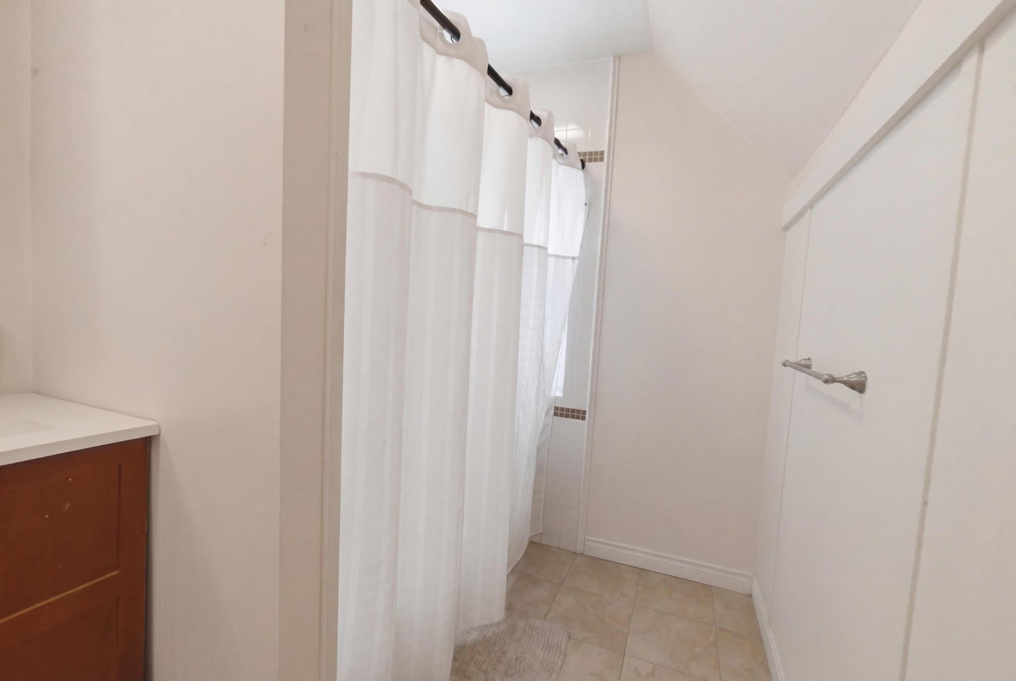 2 Family - 2 Units Up/Down at 22 E Emerson St, Melrose MA 02176, Melrose, photo 24 of 30