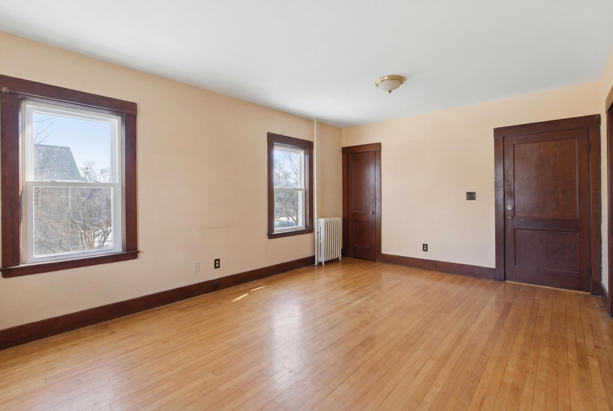 2 Family - 2 Units Up/Down at 22 E Emerson St, Melrose MA 02176, Melrose, photo 18 of 30