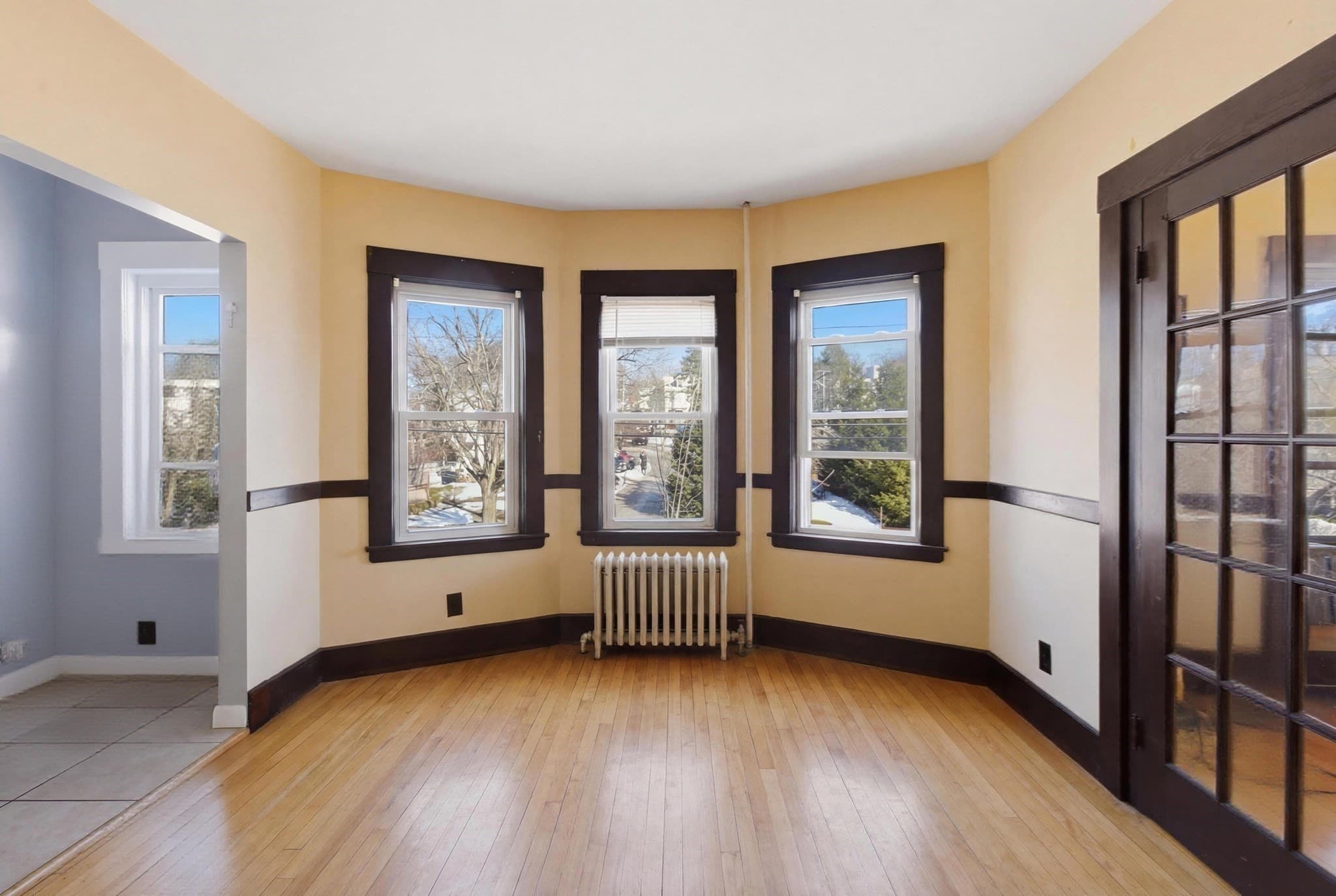 2 Family - 2 Units Up/Down at 22 E Emerson St, Melrose MA 02176, Melrose, photo 15 of 30