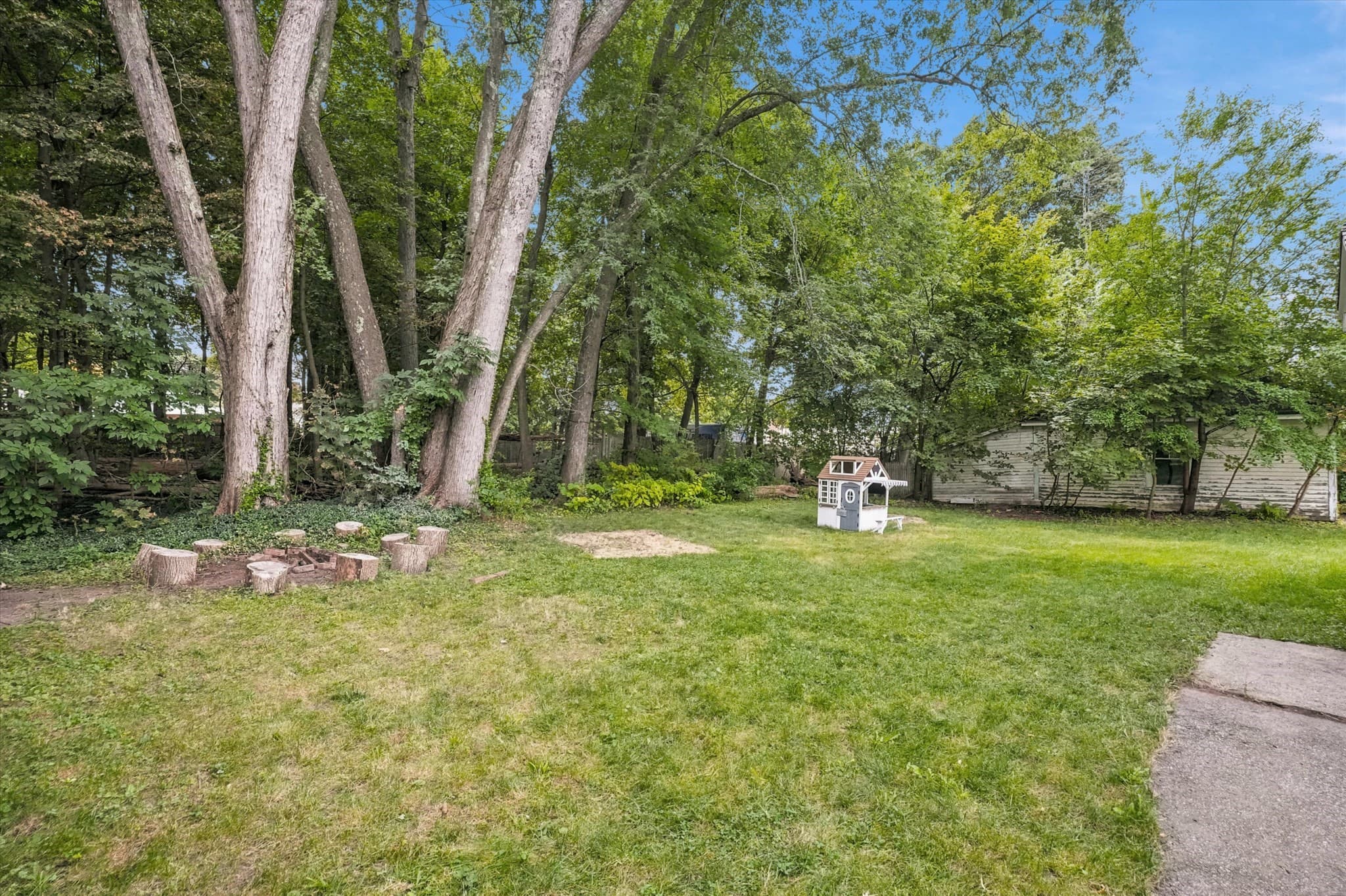 Single Family Residence at 45 Brookline Ave, Haverhill MA 01830, Haverhill, photo 27 of 37