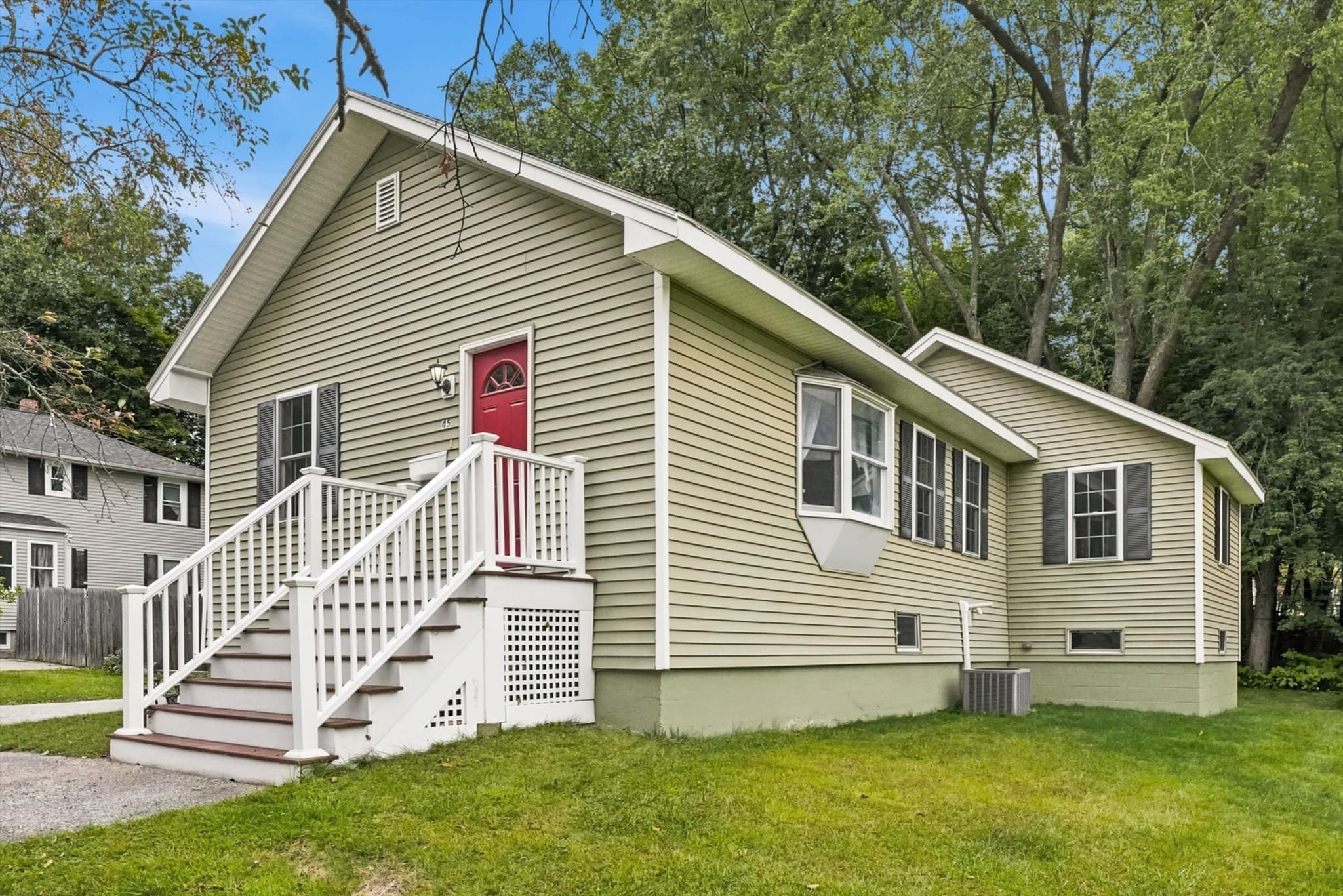 Single Family Residence at 45 Brookline Ave, Haverhill MA 01830, Haverhill, photo 2 of 37