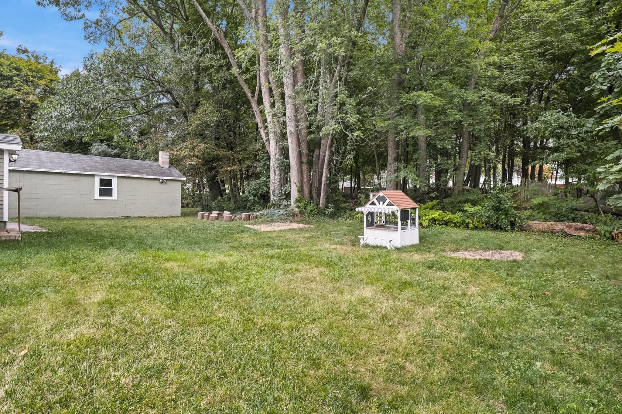 Single Family Residence at 45 Brookline Ave, Haverhill MA 01830, Haverhill, photo 28 of 37
