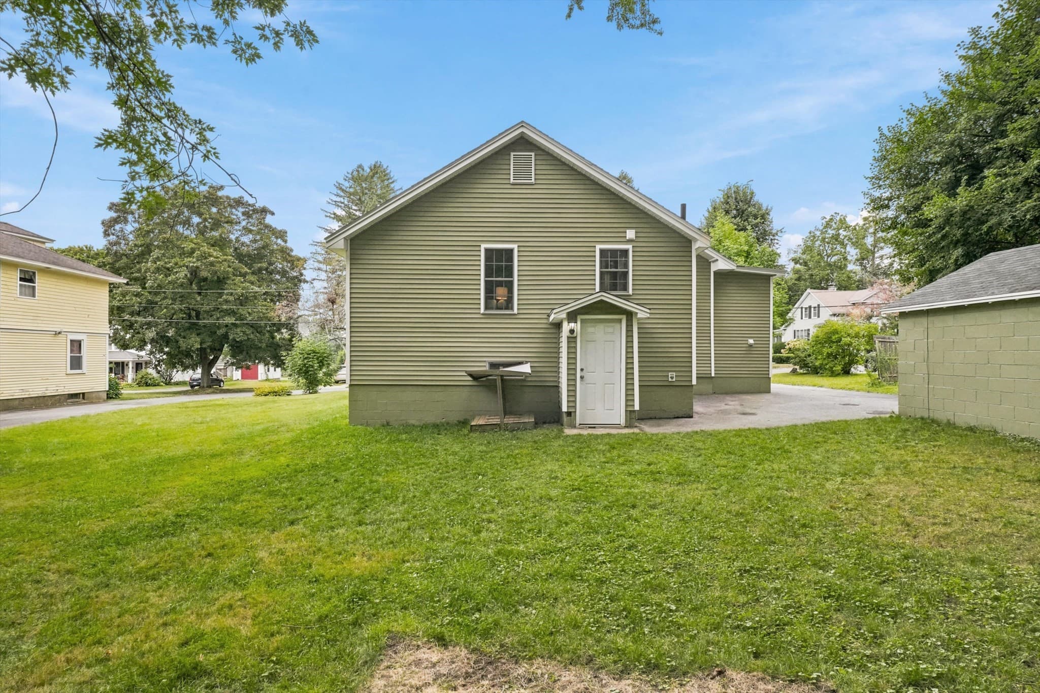 Single Family Residence at 45 Brookline Ave, Haverhill MA 01830, Haverhill, photo 30 of 37