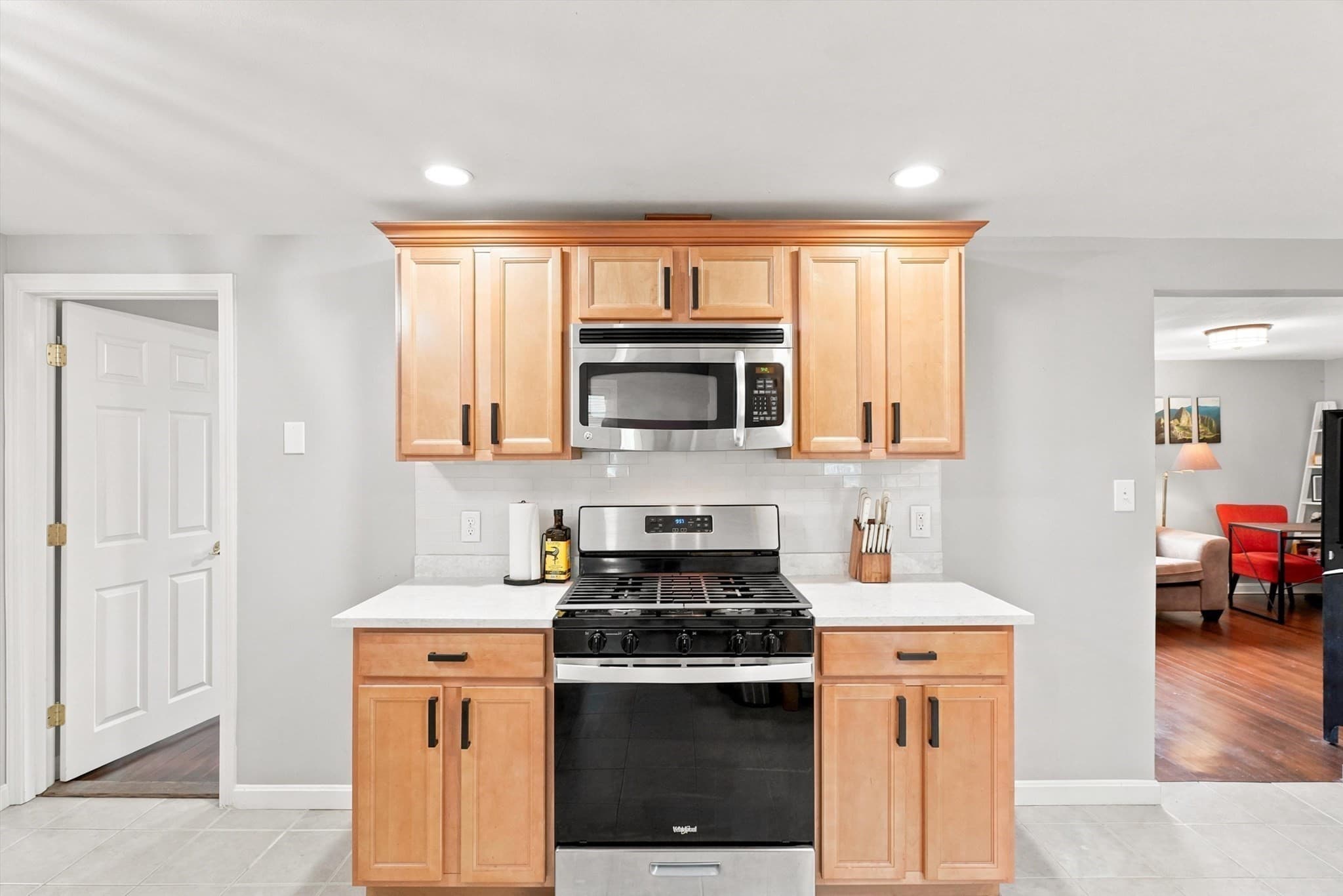 Single Family Residence at 45 Brookline Ave, Haverhill MA 01830, Haverhill, photo 10 of 37