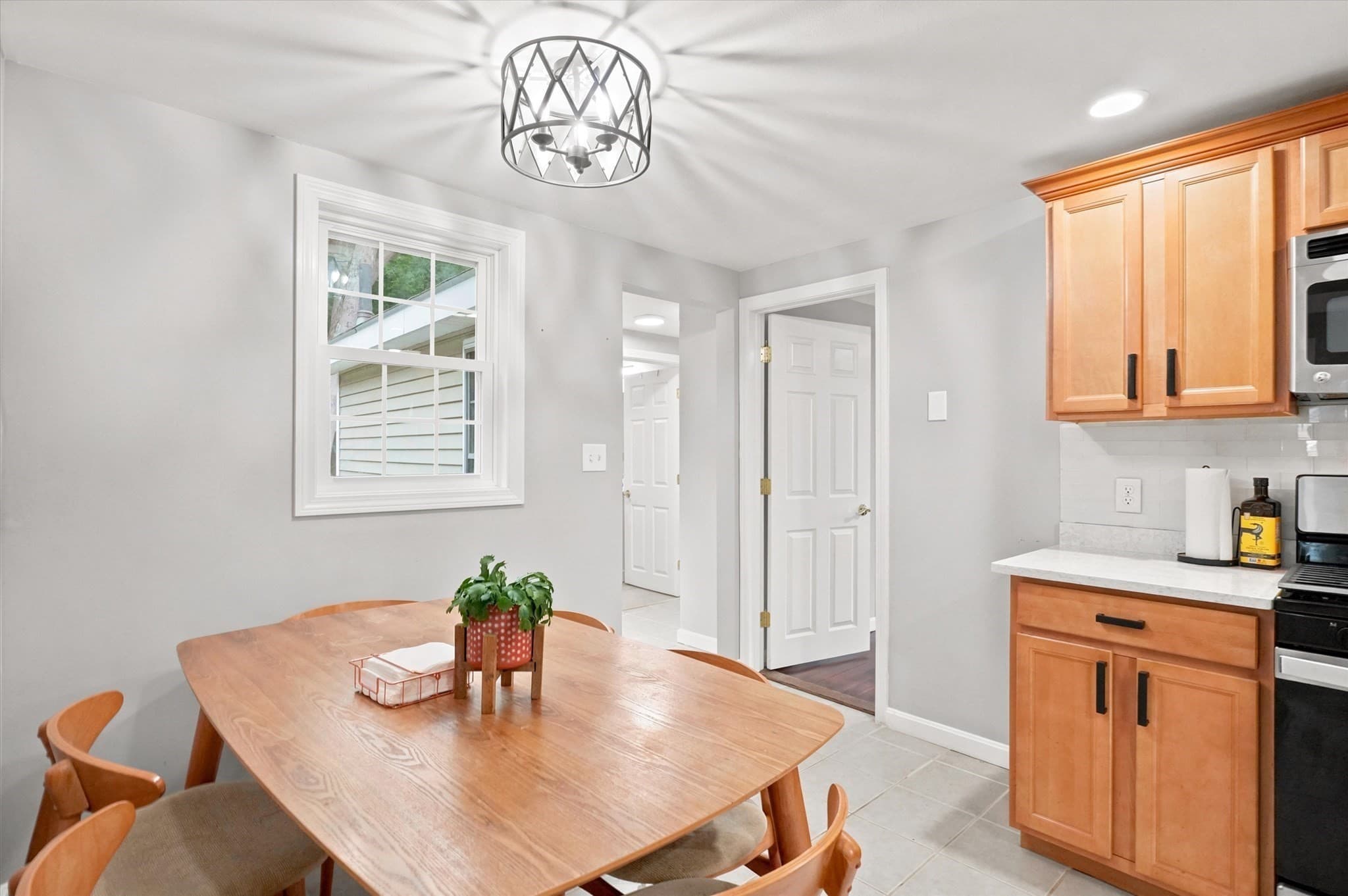 Single Family Residence at 45 Brookline Ave, Haverhill MA 01830, Haverhill, photo 11 of 37