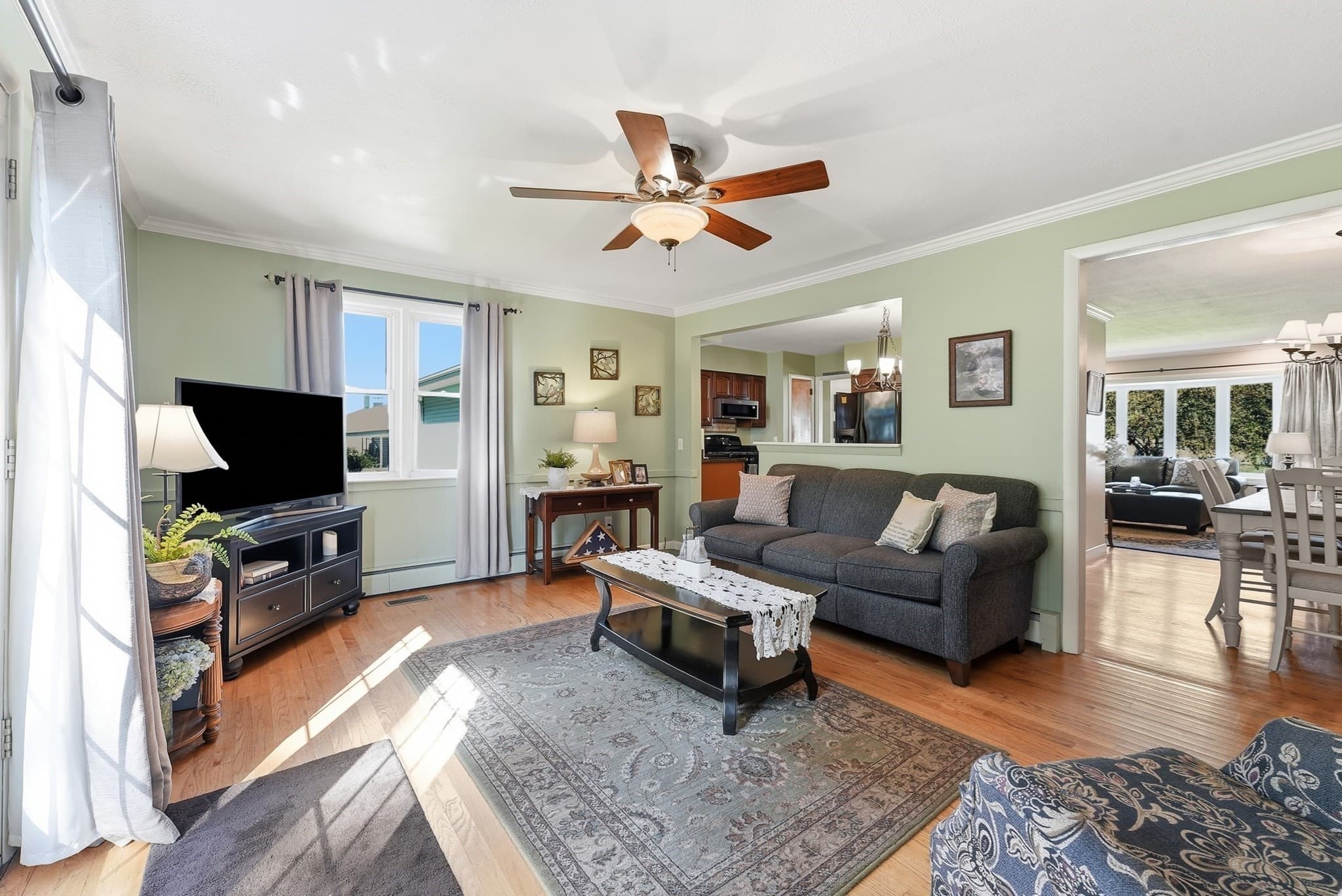 Single Family Residence at 19 Old Barn Road, West Springfield MA 01089, West Springfield, photo 6 of 42