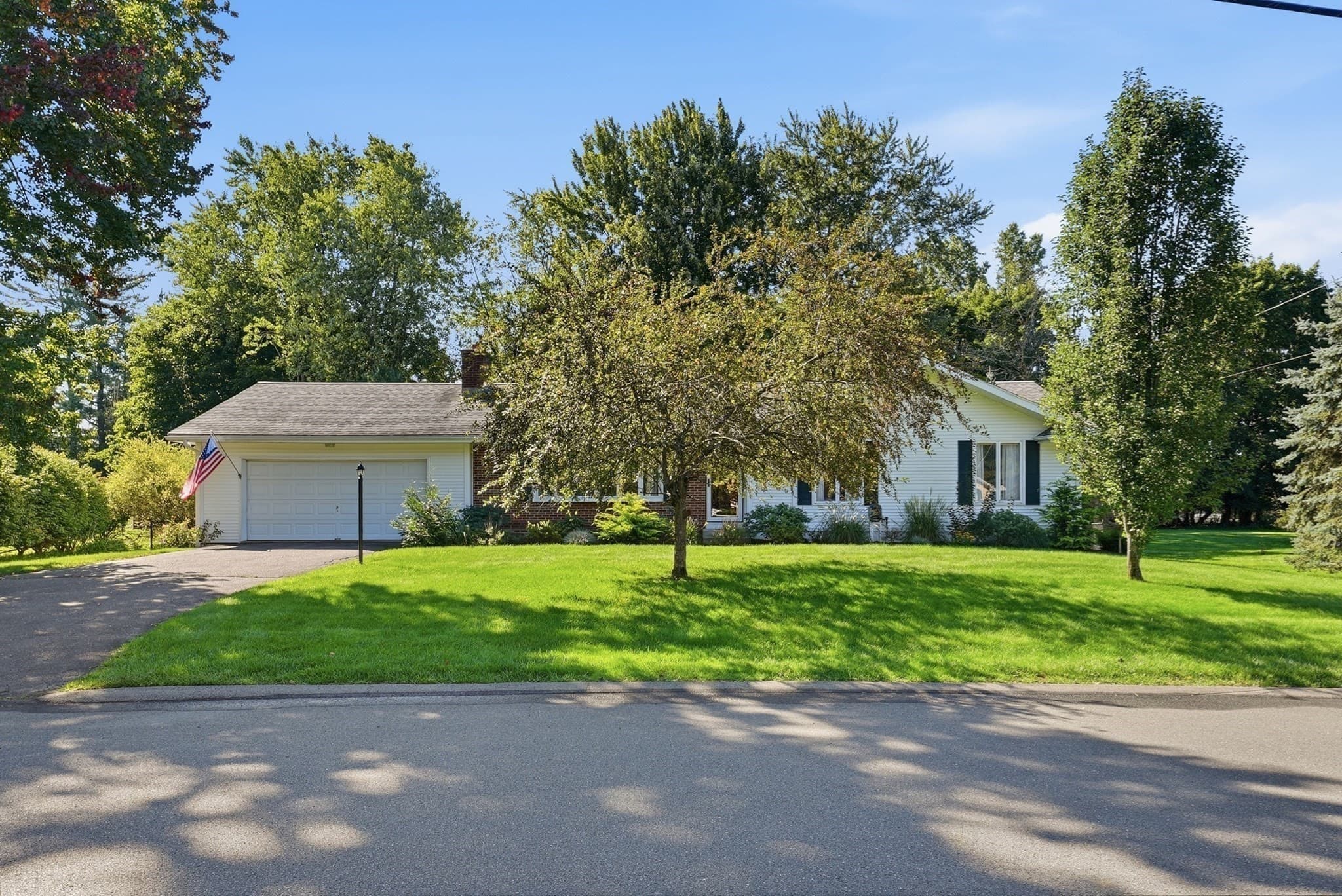 Single Family Residence at 19 Old Barn Road, West Springfield MA 01089, West Springfield, photo 31 of 42
