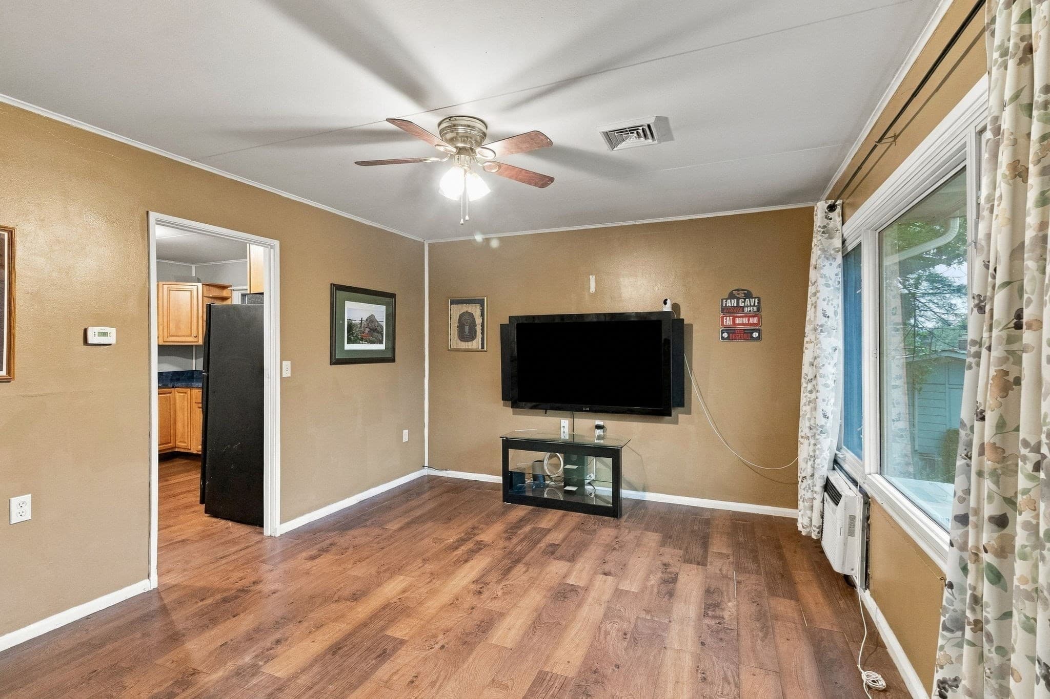 Single Family Residence at 20 Hillside Drive, Northbridge MA 01588, Northbridge, photo 2 of 29
