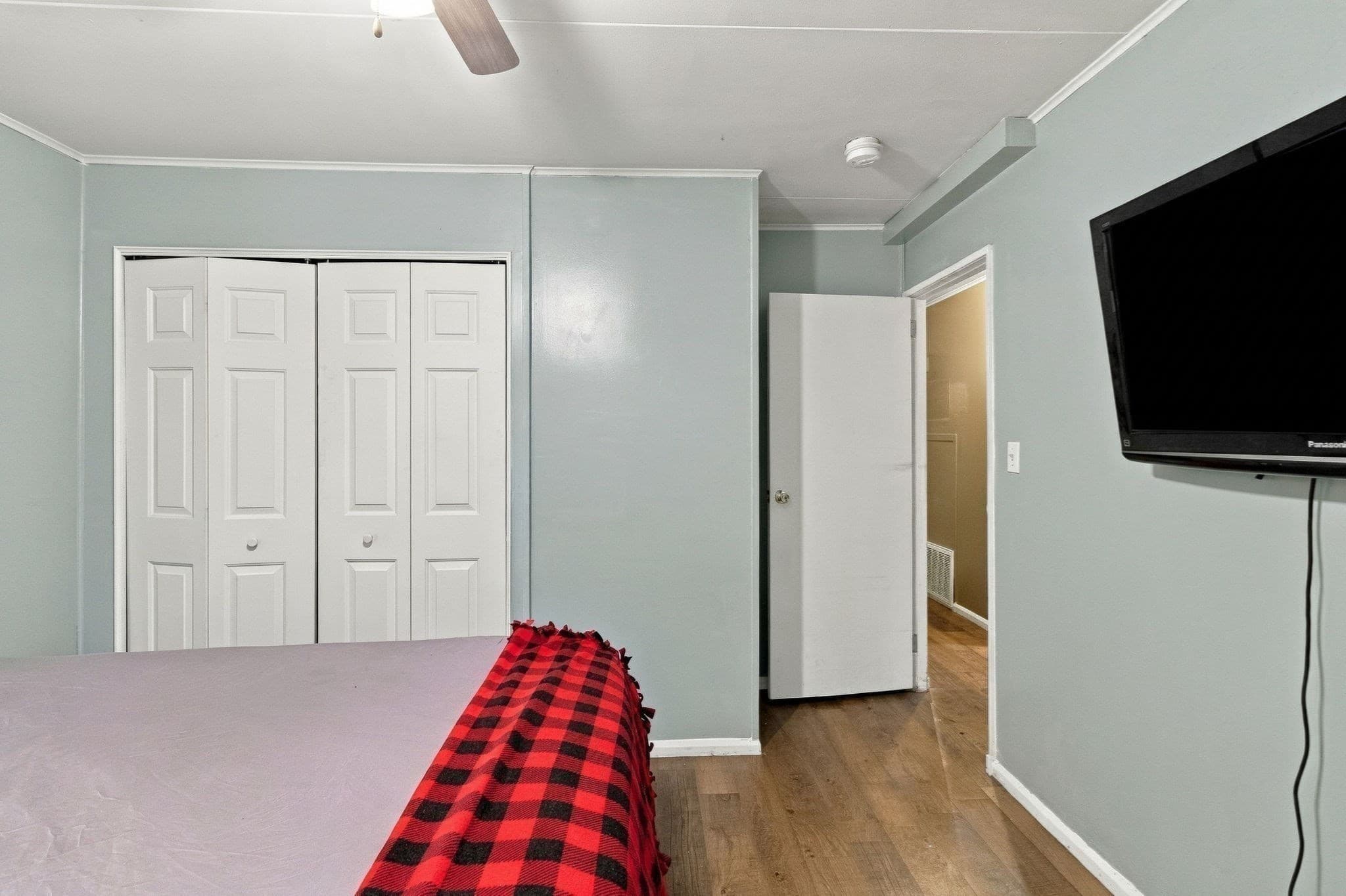Single Family Residence at 20 Hillside Drive, Northbridge MA 01588, Northbridge, photo 18 of 29