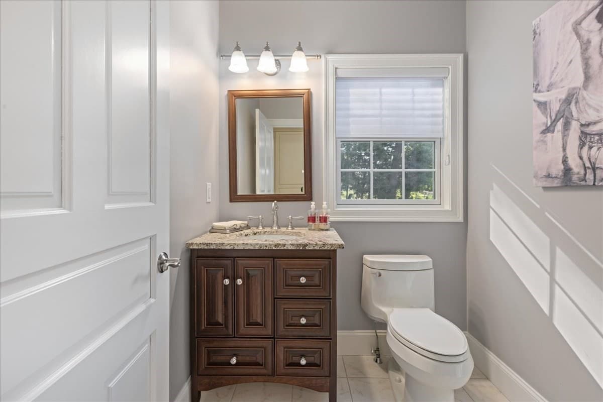 Single Family Residence at 4 Darrens Way, Methuen MA 01844, Methuen, photo 16 of 42