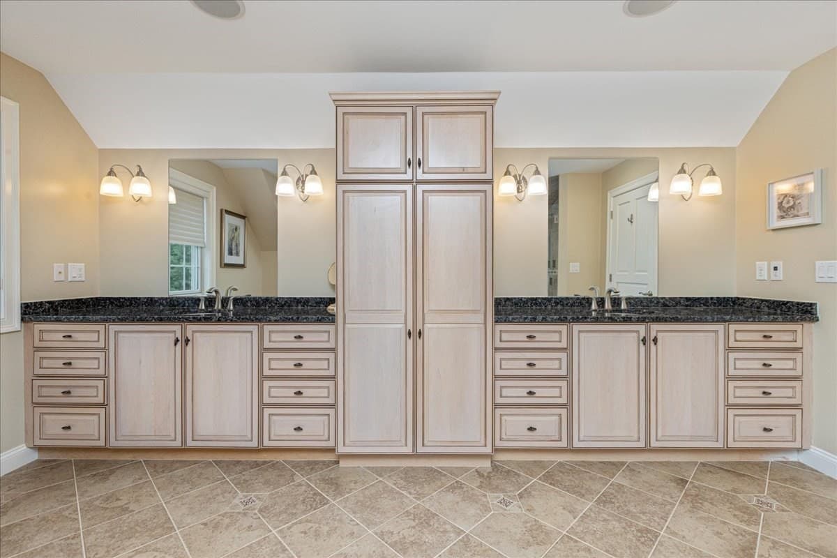Single Family Residence at 4 Darrens Way, Methuen MA 01844, Methuen, photo 34 of 42