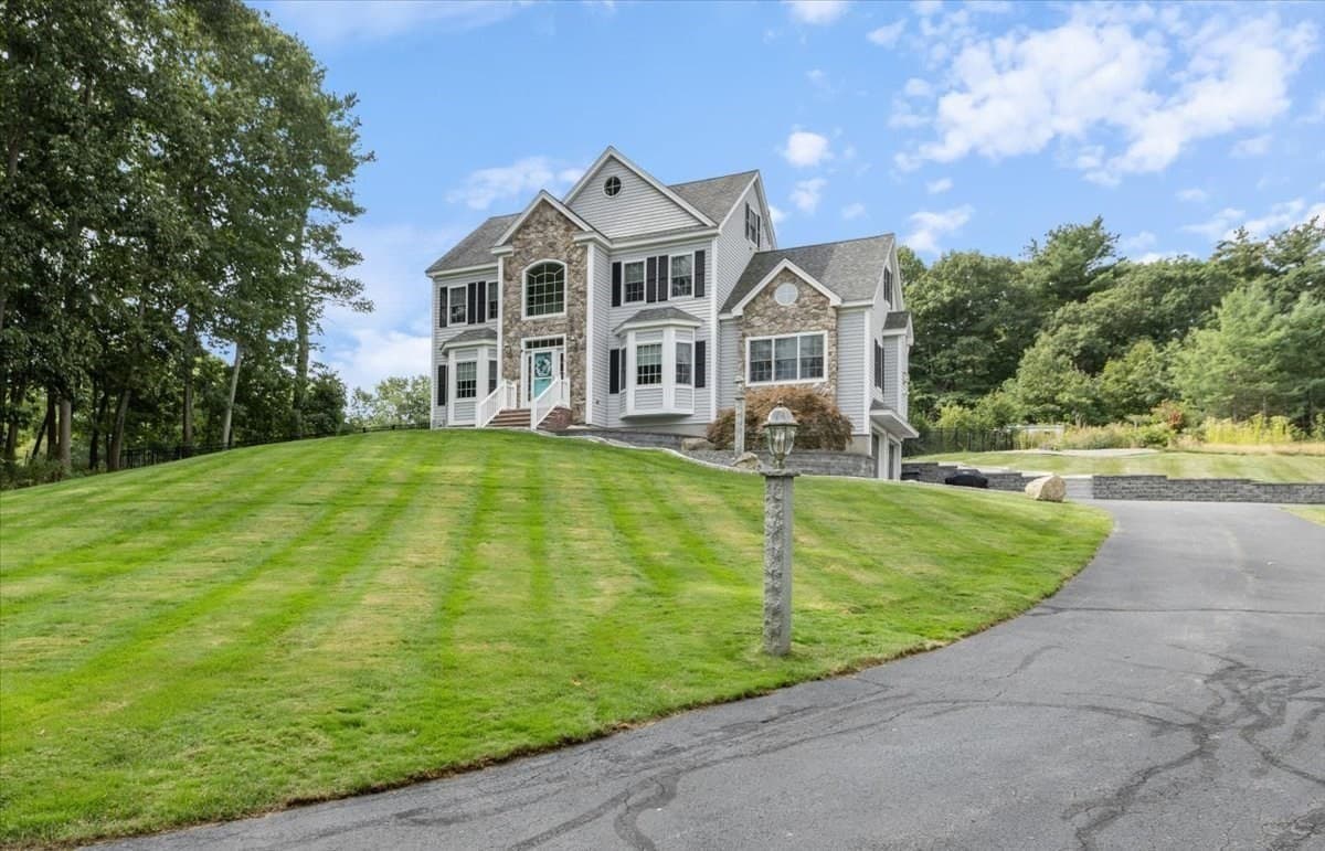 Single Family Residence at 4 Darrens Way, Methuen MA 01844, Methuen, photo 38 of 42