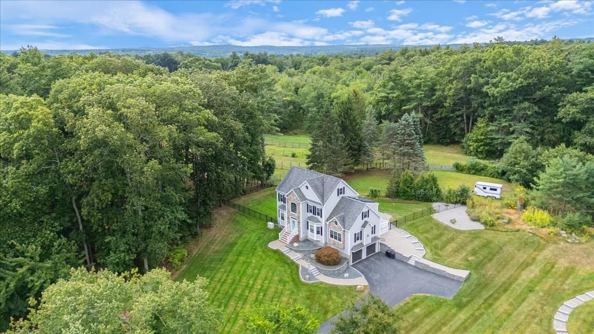 Single Family Residence at 4 Darrens Way, Methuen MA 01844, Methuen, photo 40 of 42