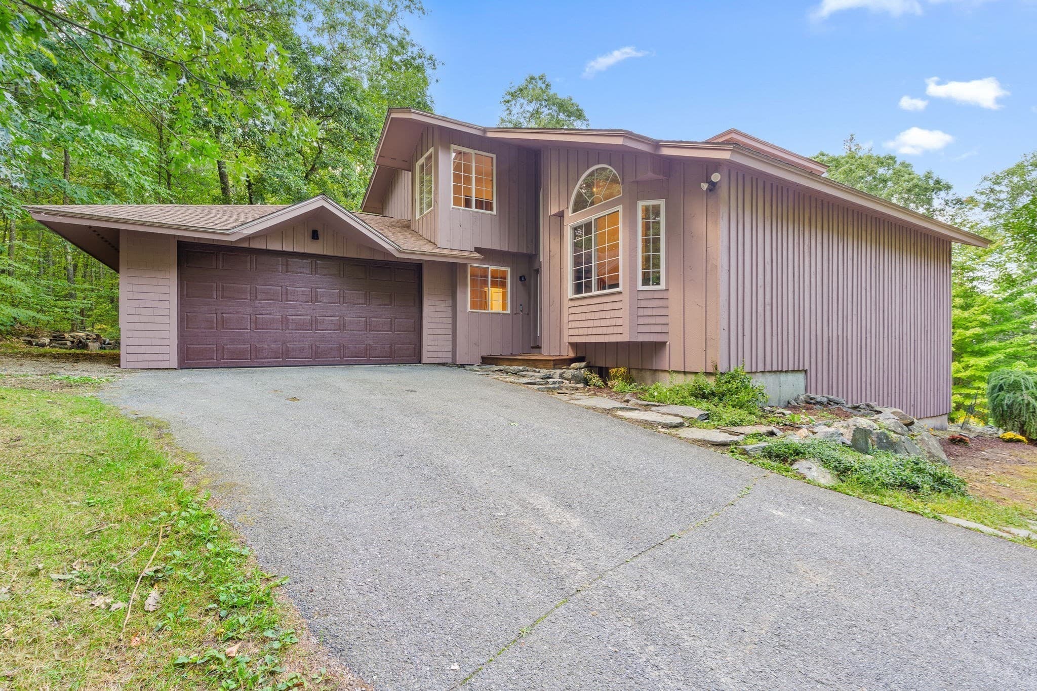 Single Family Residence at 170 Old Bolton Road, Stow MA 01775, Stow, photo 2 of 31