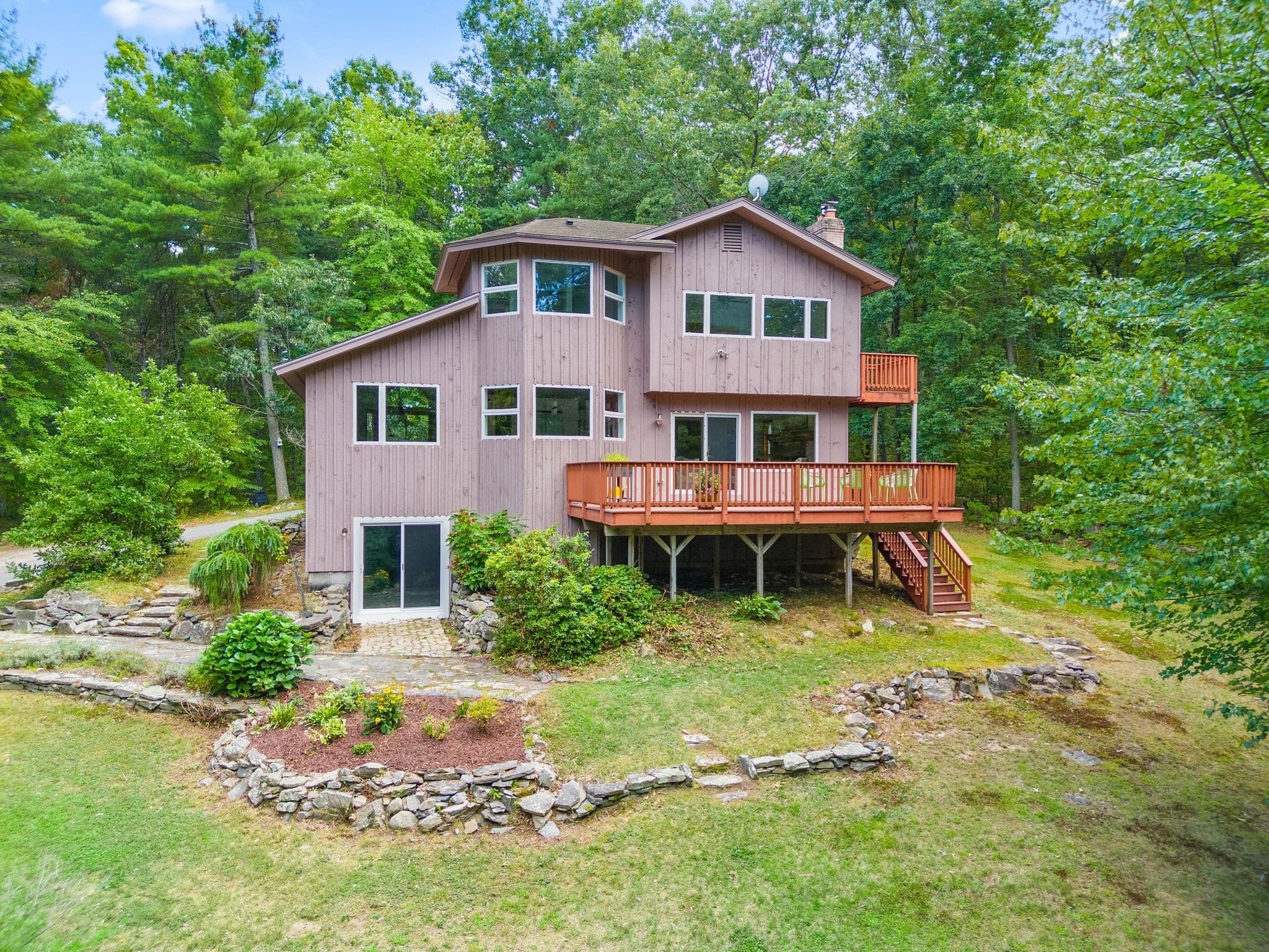 170 Old Bolton Road, Stow MA 01775