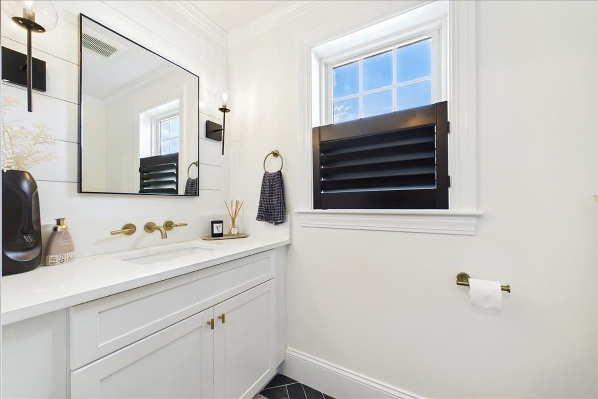 Single Family Residence at 6 Karas Way, Plymouth MA 02360, photo 16 of 42
