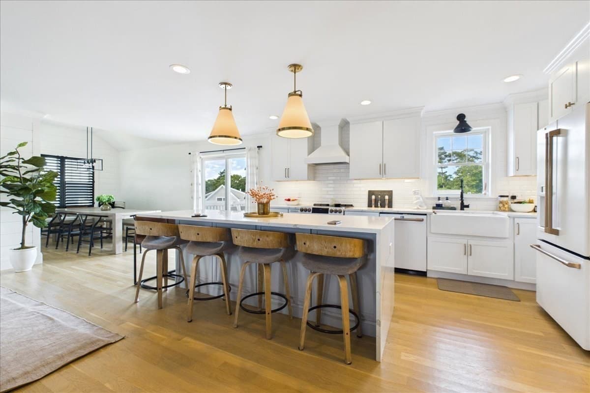 Single Family Residence at 6 Karas Way, Plymouth MA 02360, photo 10 of 42