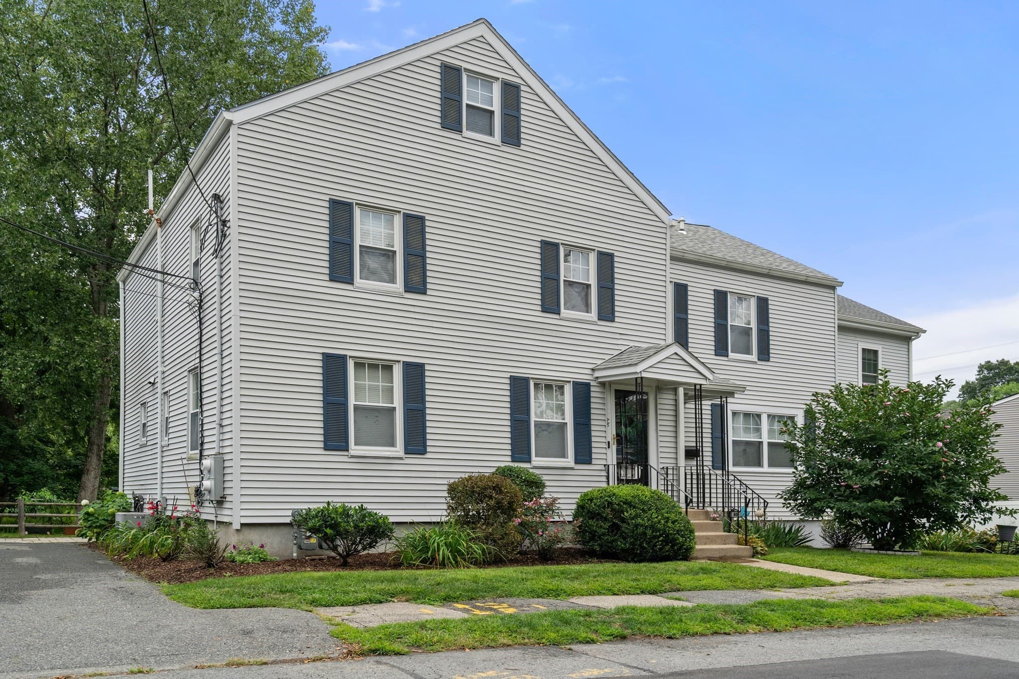Condominium at 78 Pleasant St # 78, Needham MA 02492, Needham, photo 2 of 16