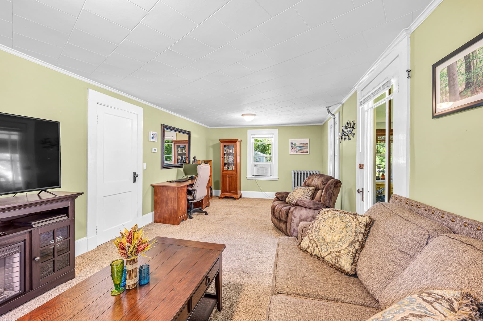 Single Family Residence at 123 Metacomet St, Belchertown MA 01007, Belchertown, photo 14 of 37