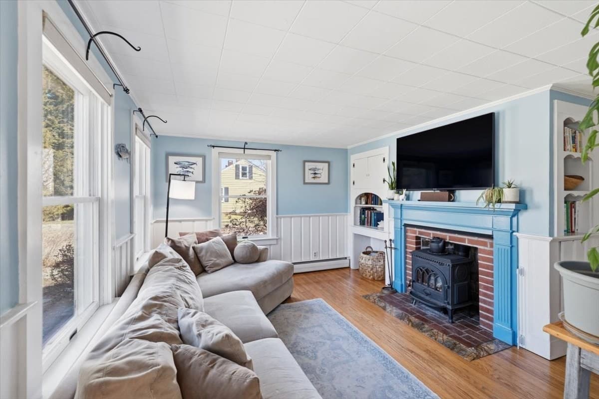 Single Family Residence at 44 Brick Kiln Rd, Falmouth MA 02536, Falmouth, photo 13 of 42
