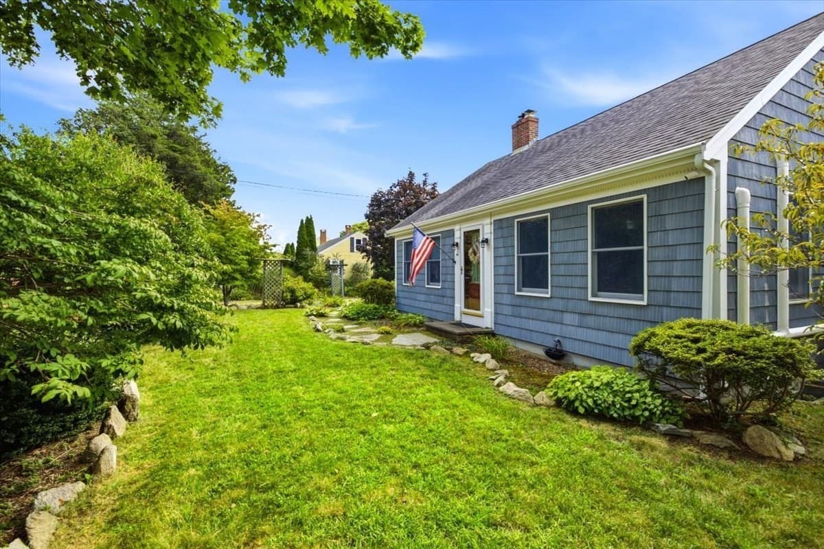 44 Brick Kiln Rd, Falmouth MA 02536
