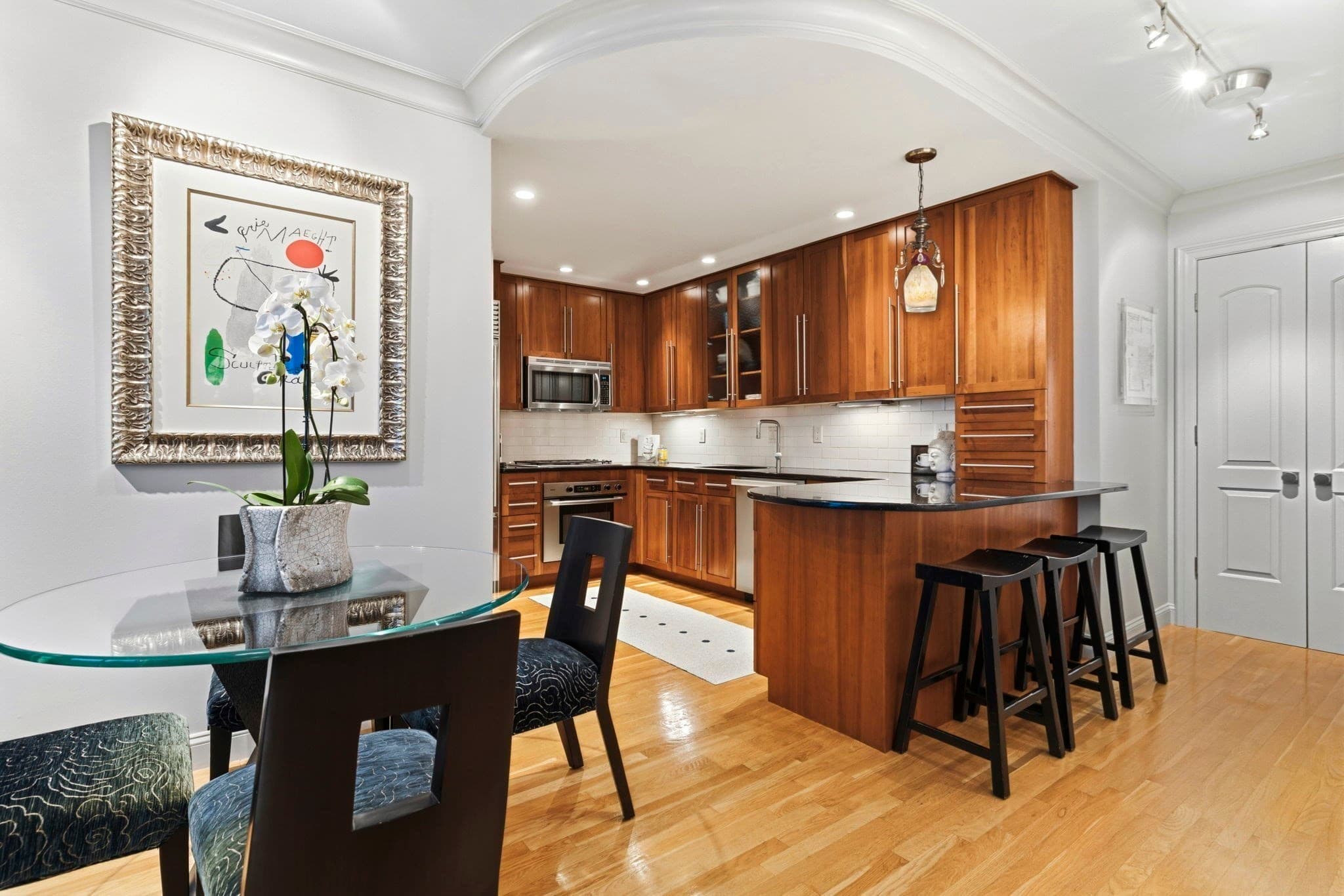 Condominium at 85 E India Row # 30D, Boston MA 02110, photo 12 of 31