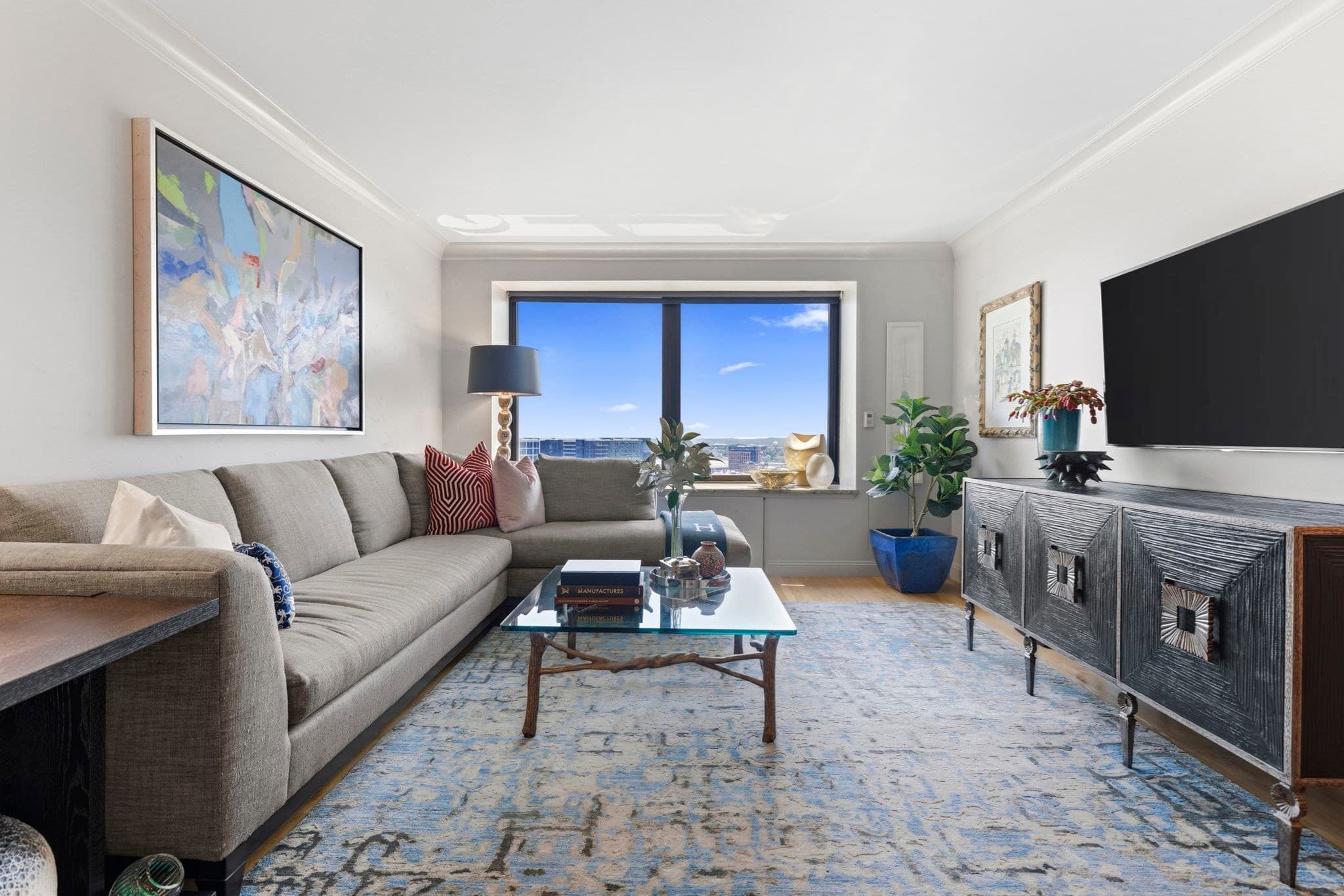 Condominium at 85 E India Row # 30D, Boston MA 02110, photo 5 of 31