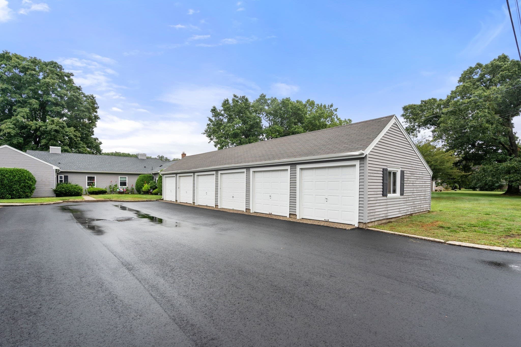 Condominium at 54 Horseshoe Dr # 54, Chicopee MA 01022, Chicopee, photo 28 of 32