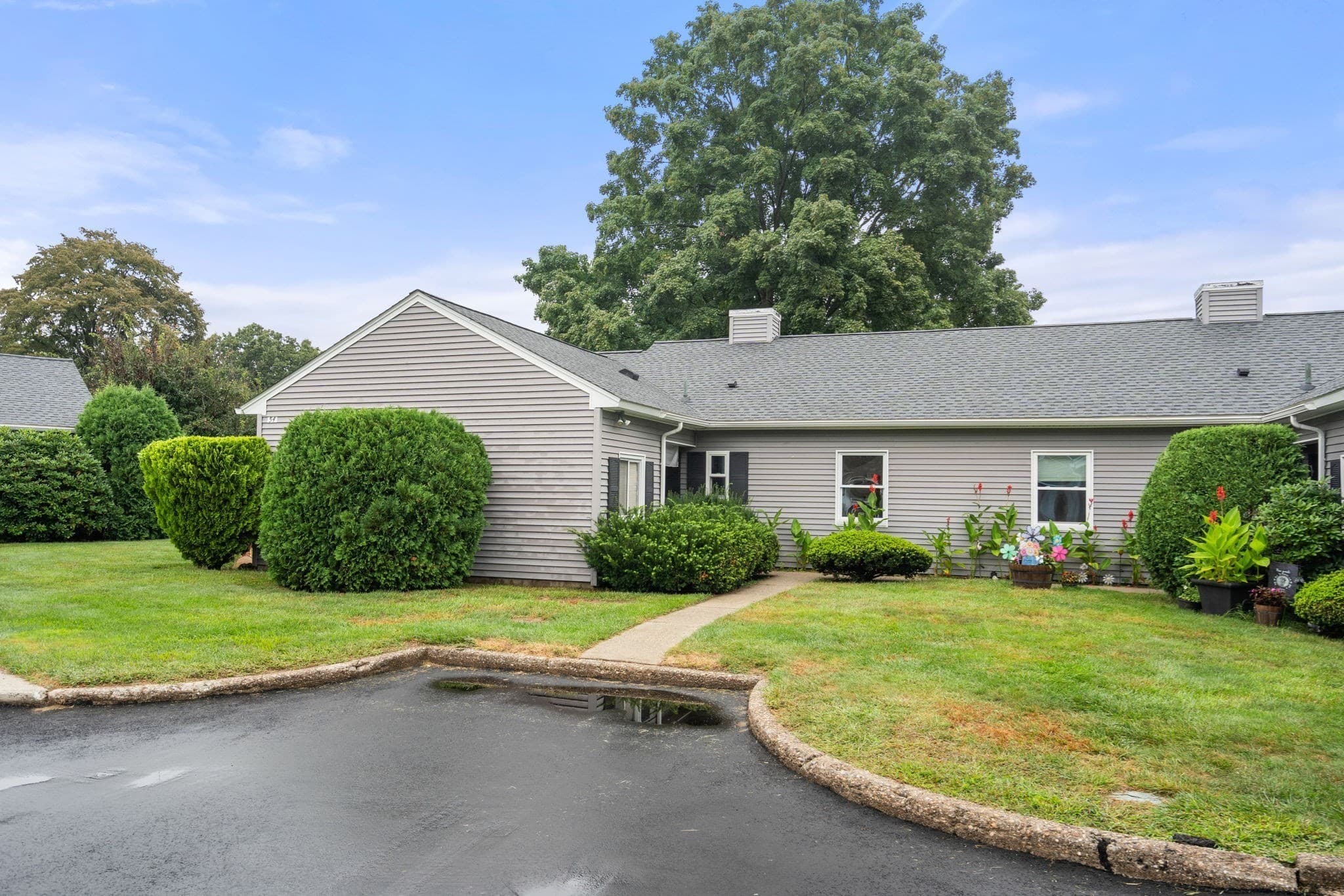 Condominium at 54 Horseshoe Dr # 54, Chicopee MA 01022, Chicopee, photo 25 of 32