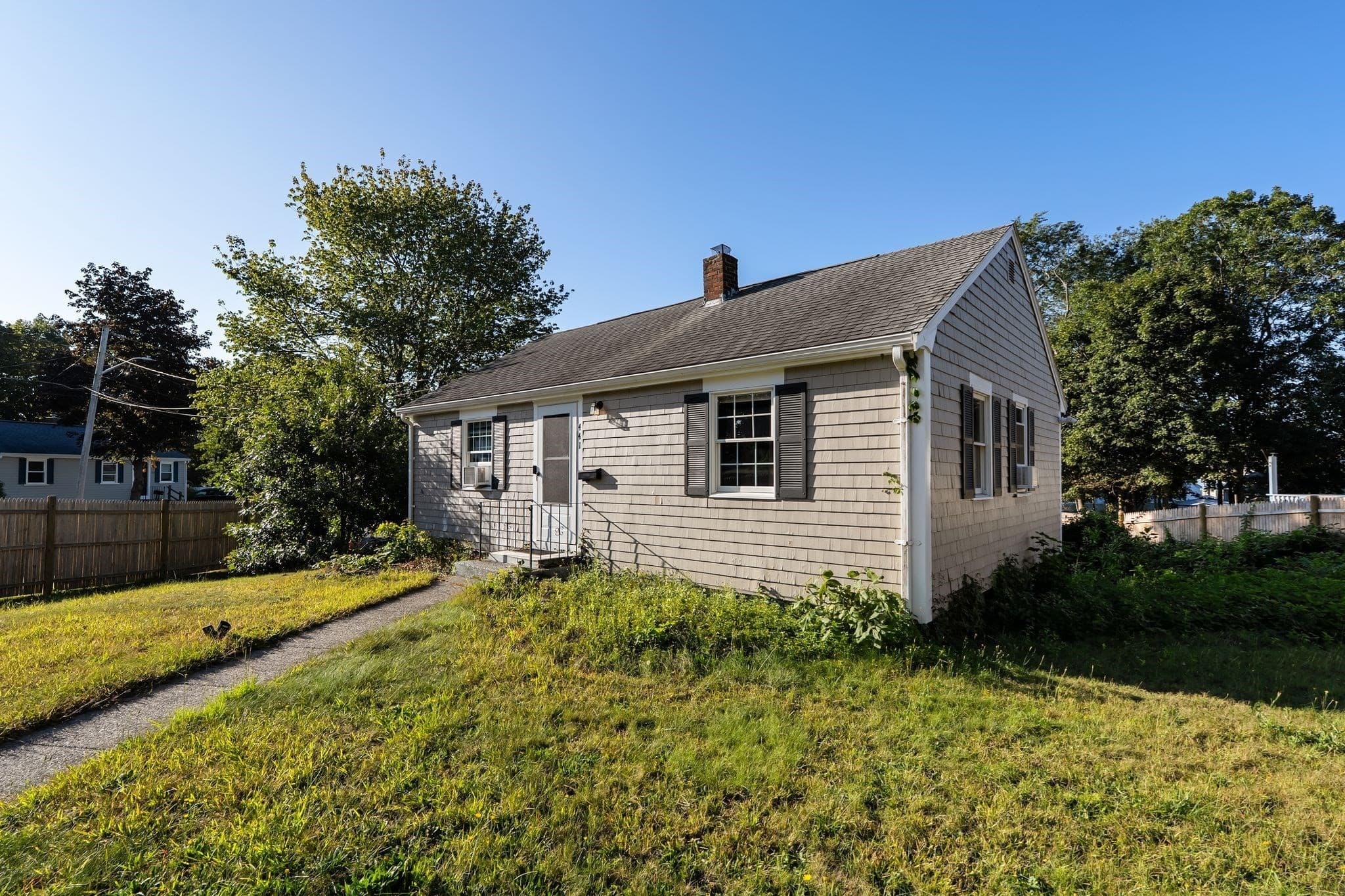 441 E Ashland St, Brockton MA 02302