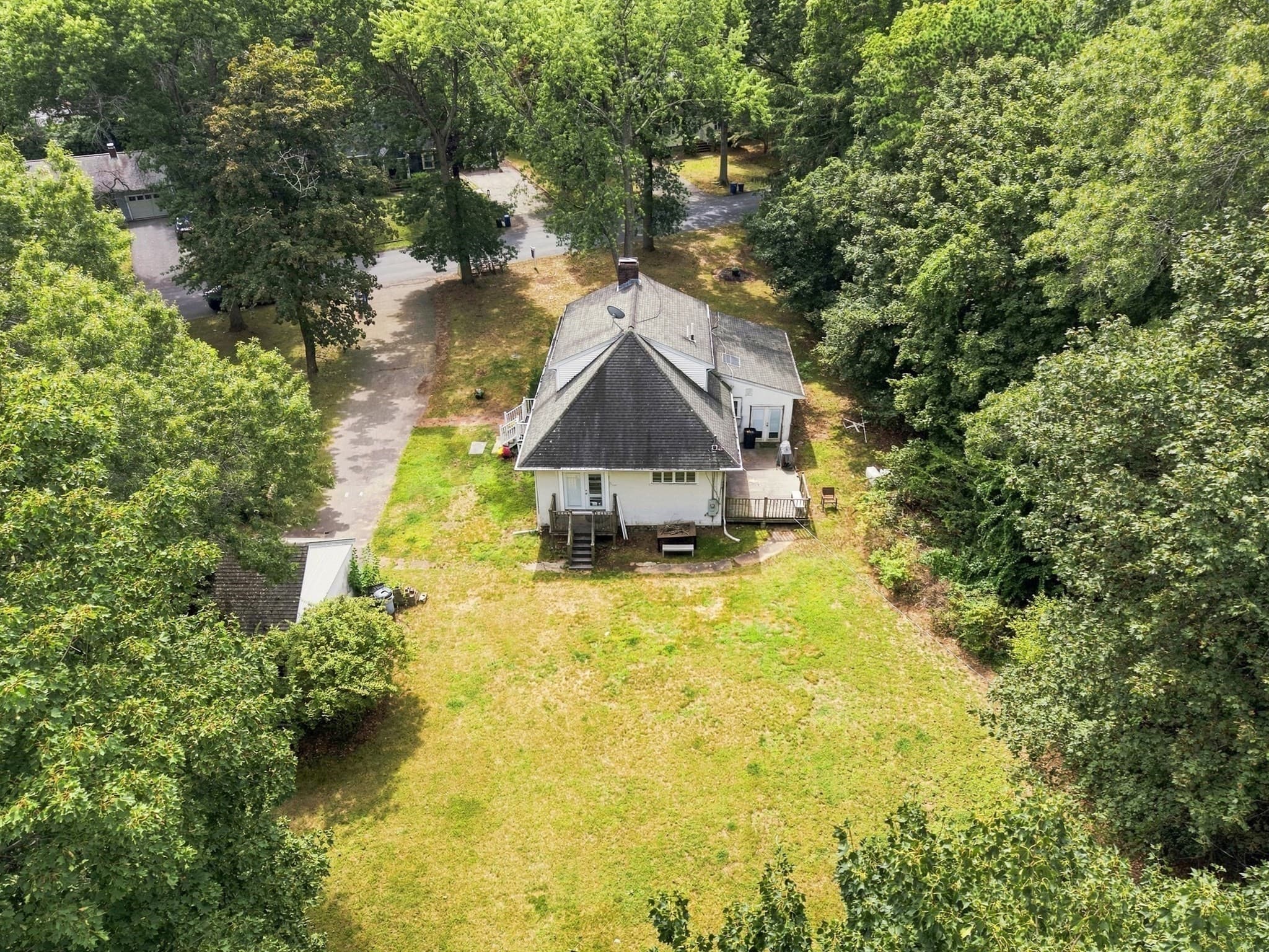 Single Family Residence at 10 Pilgrim Way, Walpole MA 02032, Walpole, photo 23 of 27