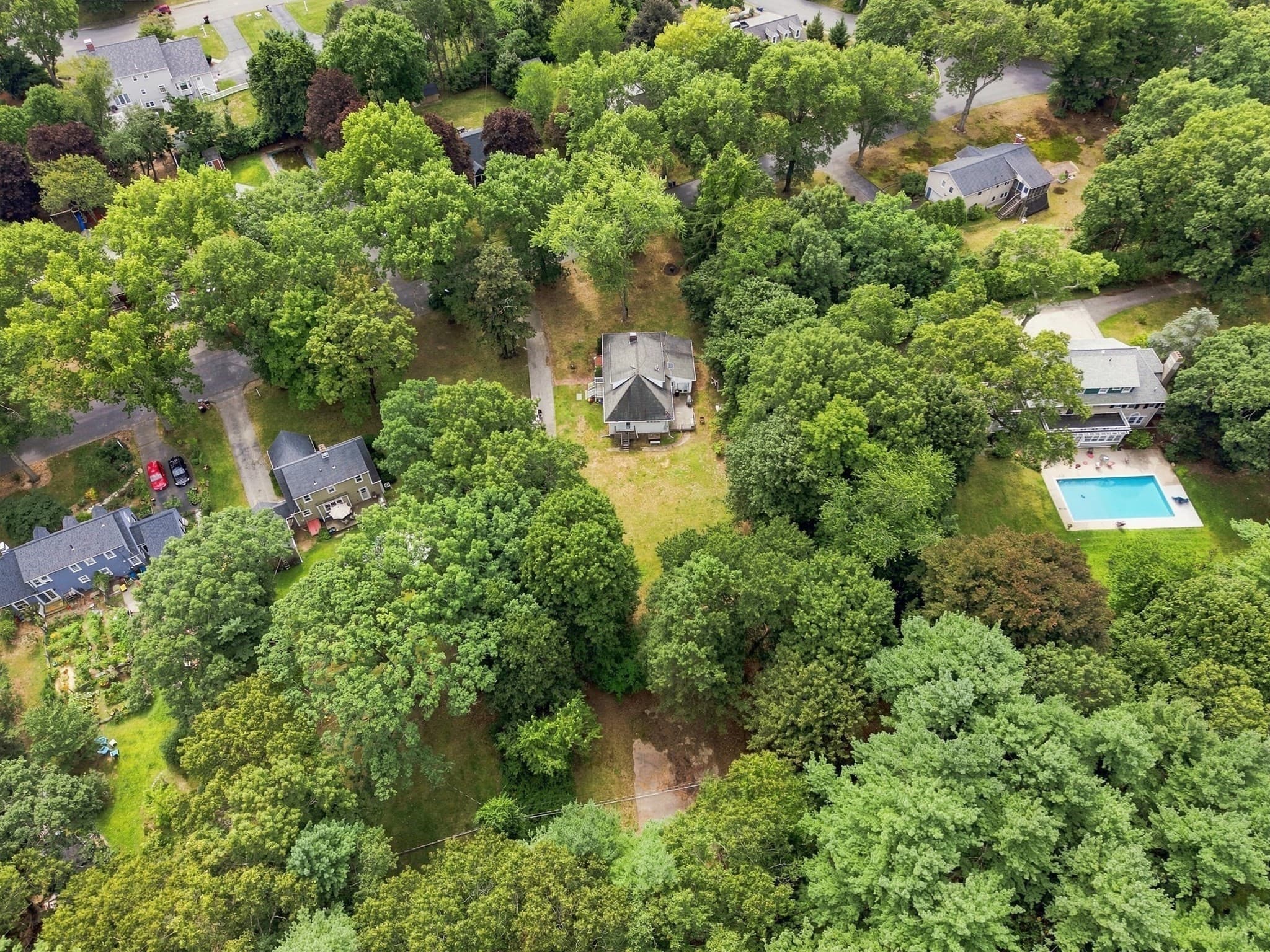 Single Family Residence at 10 Pilgrim Way, Walpole MA 02032, Walpole, photo 22 of 27