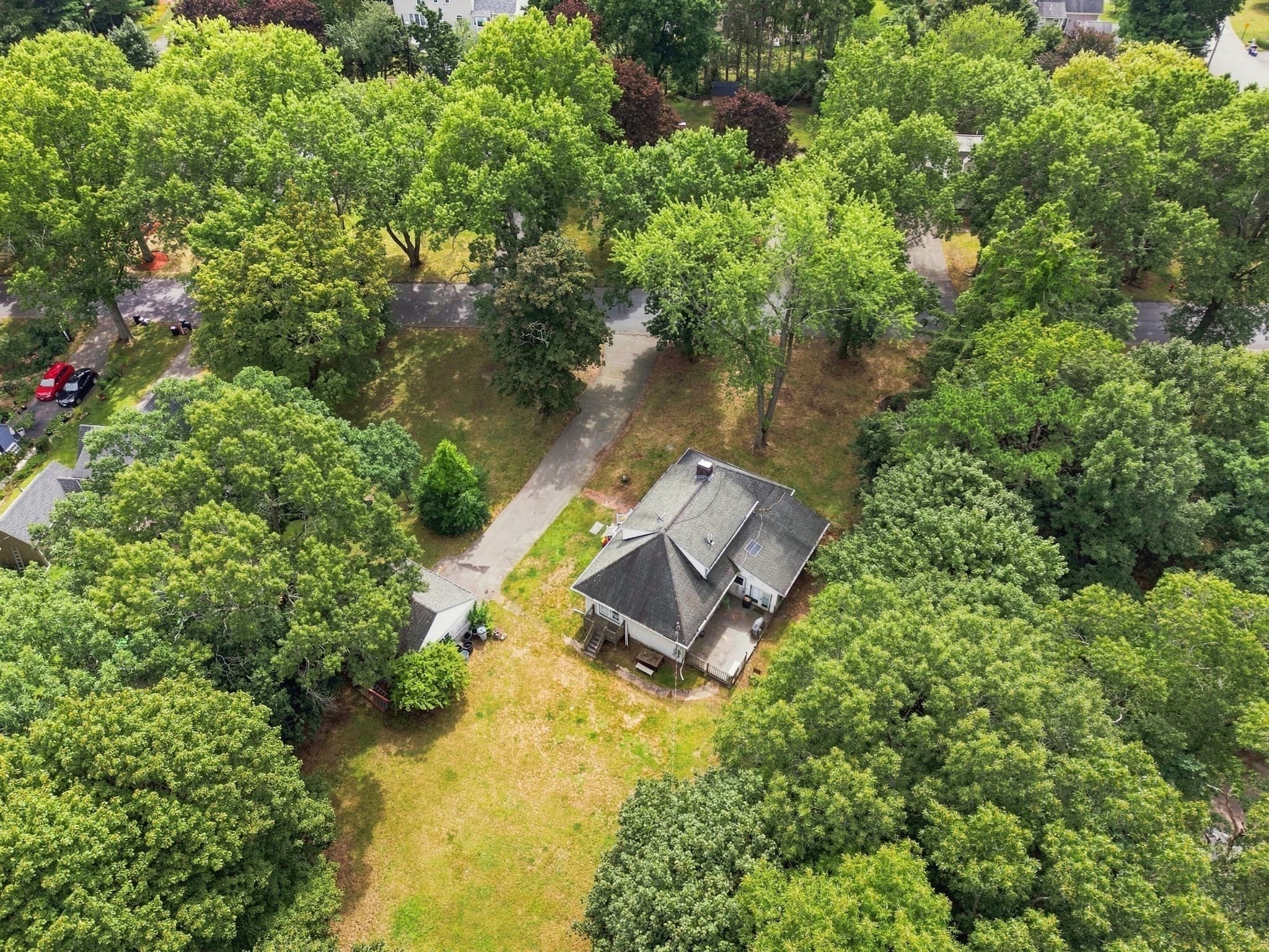 Single Family Residence at 10 Pilgrim Way, Walpole MA 02032, Walpole, photo 18 of 27