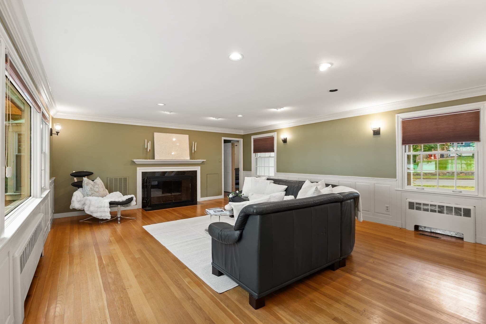 Single Family Residence at 48 Locksley Rd, Lynnfield MA 01940, Lynnfield, photo 9 of 37