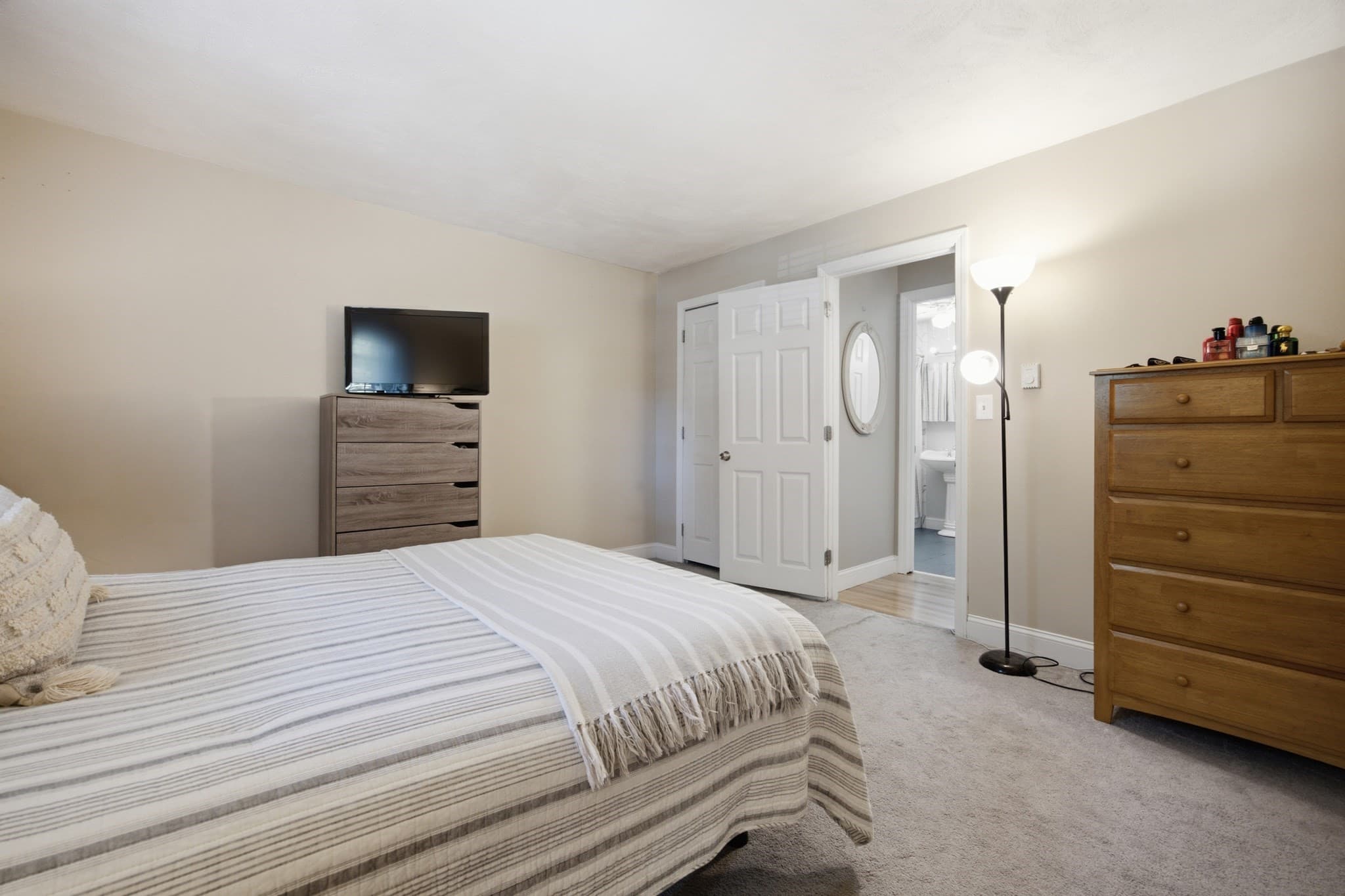 Condominium at 207 Samoset Street # B16, Plymouth MA 02360, Plymouth, photo 13 of 25