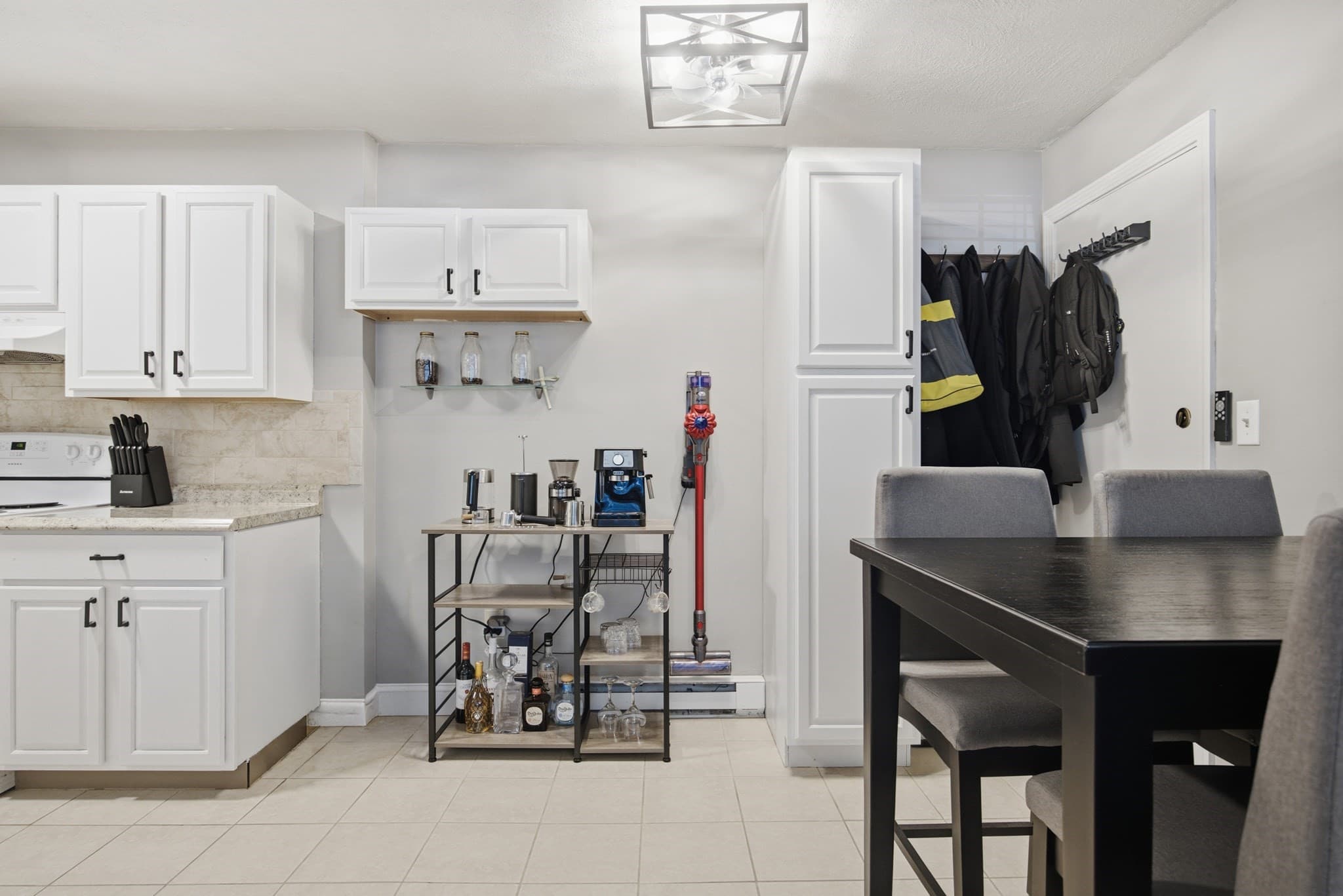 Condominium at 207 Samoset Street # B16, Plymouth MA 02360, Plymouth, photo 9 of 25